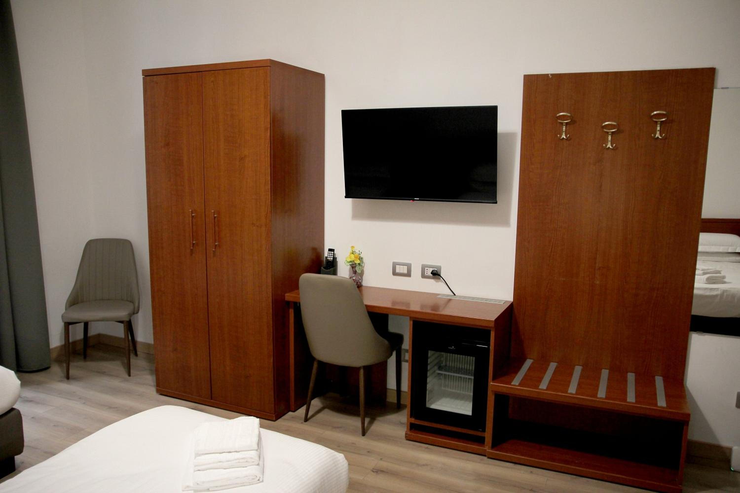 New Joyful Guest House