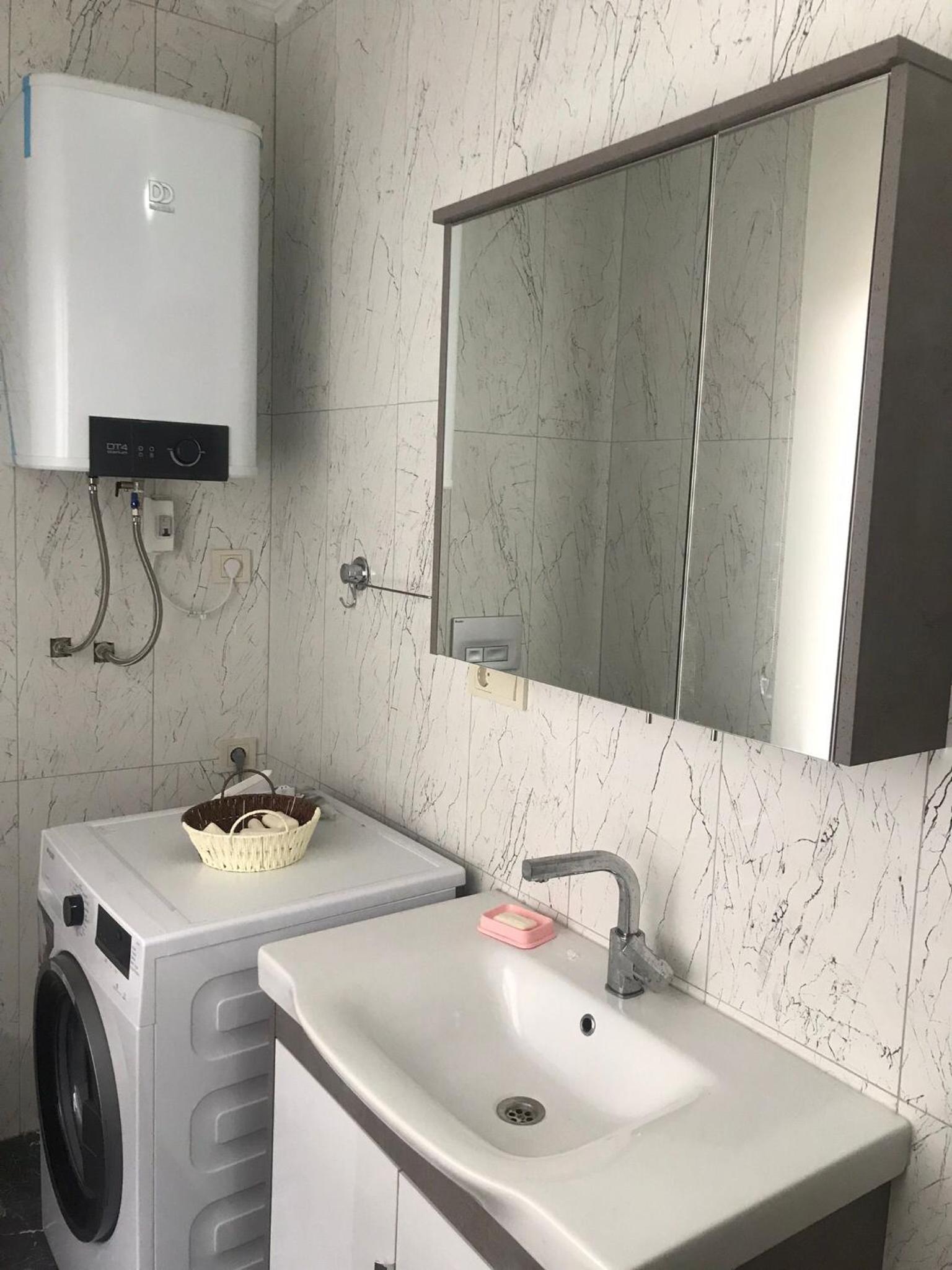 Sakin Köy Evi