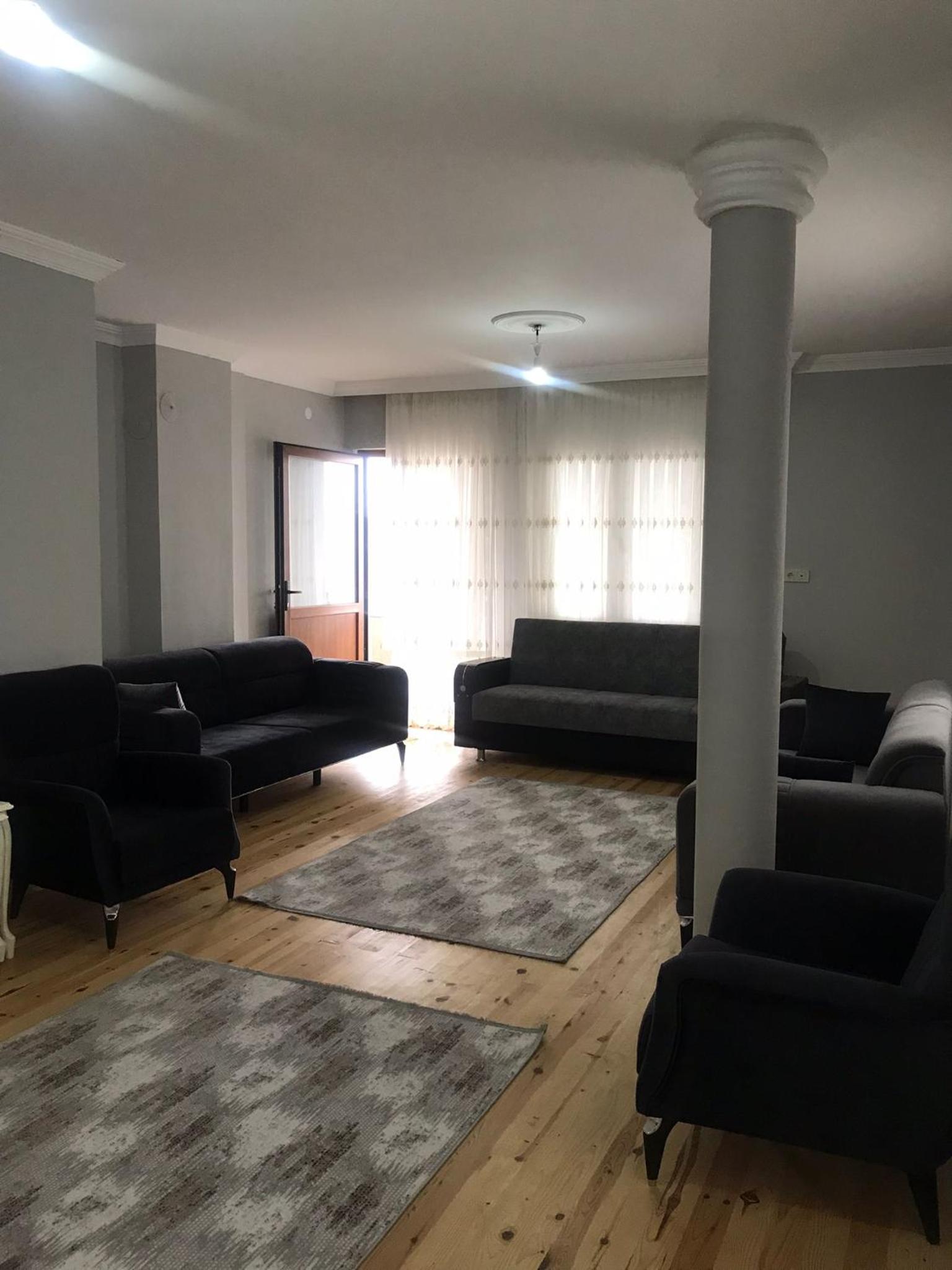 Sakin Köy Evi