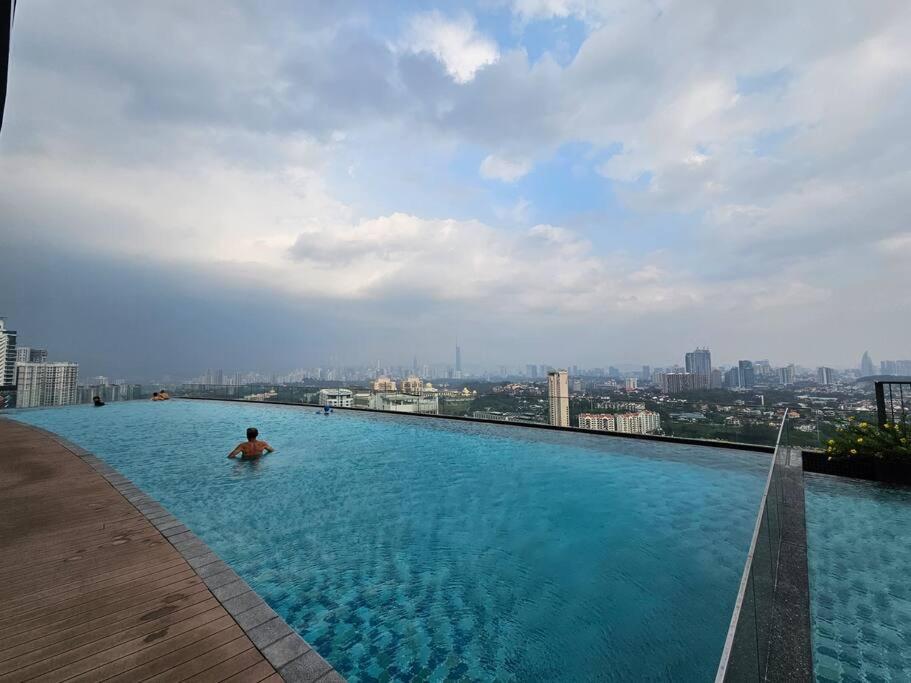 Stylish Oasis at Mont Kiara KL 1 bedroom