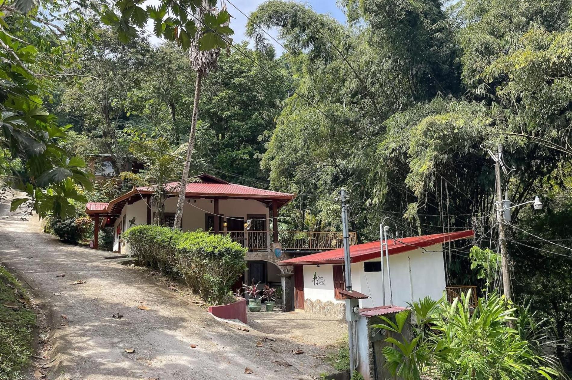 Restful Casa Quetzal Rainforest Retreat