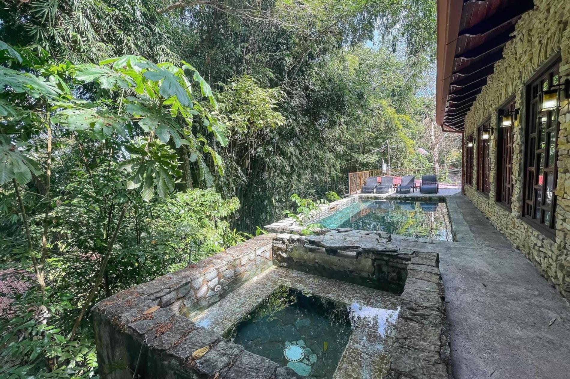 Restful Casa Quetzal Rainforest Retreat