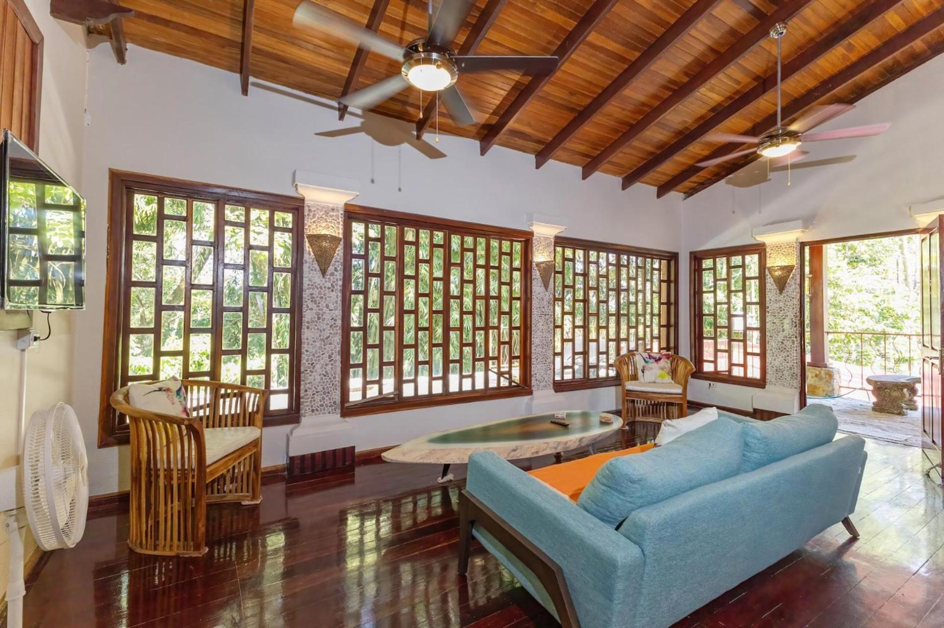 Restful Casa Quetzal Rainforest Retreat