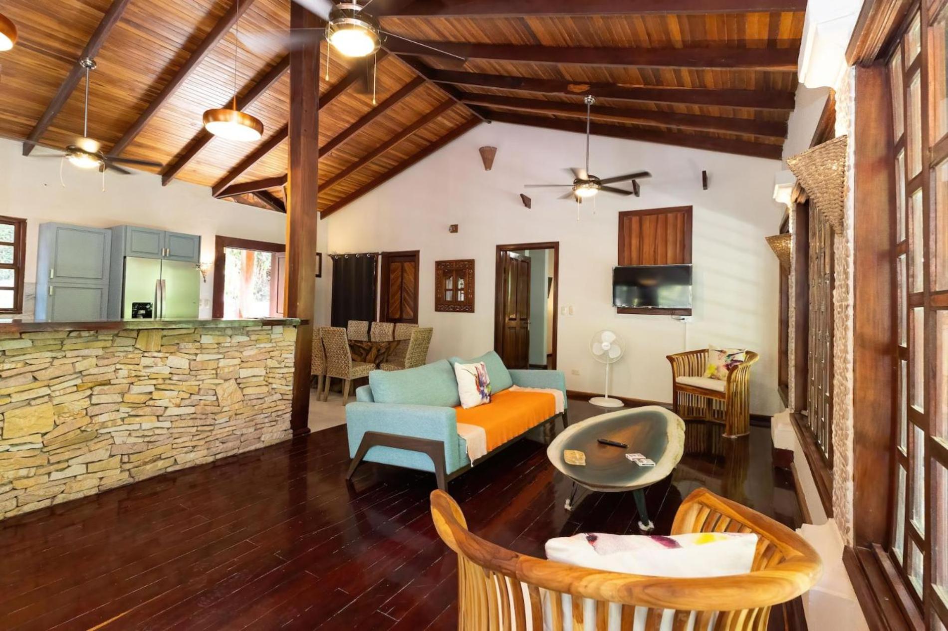 Restful Casa Quetzal Rainforest Retreat