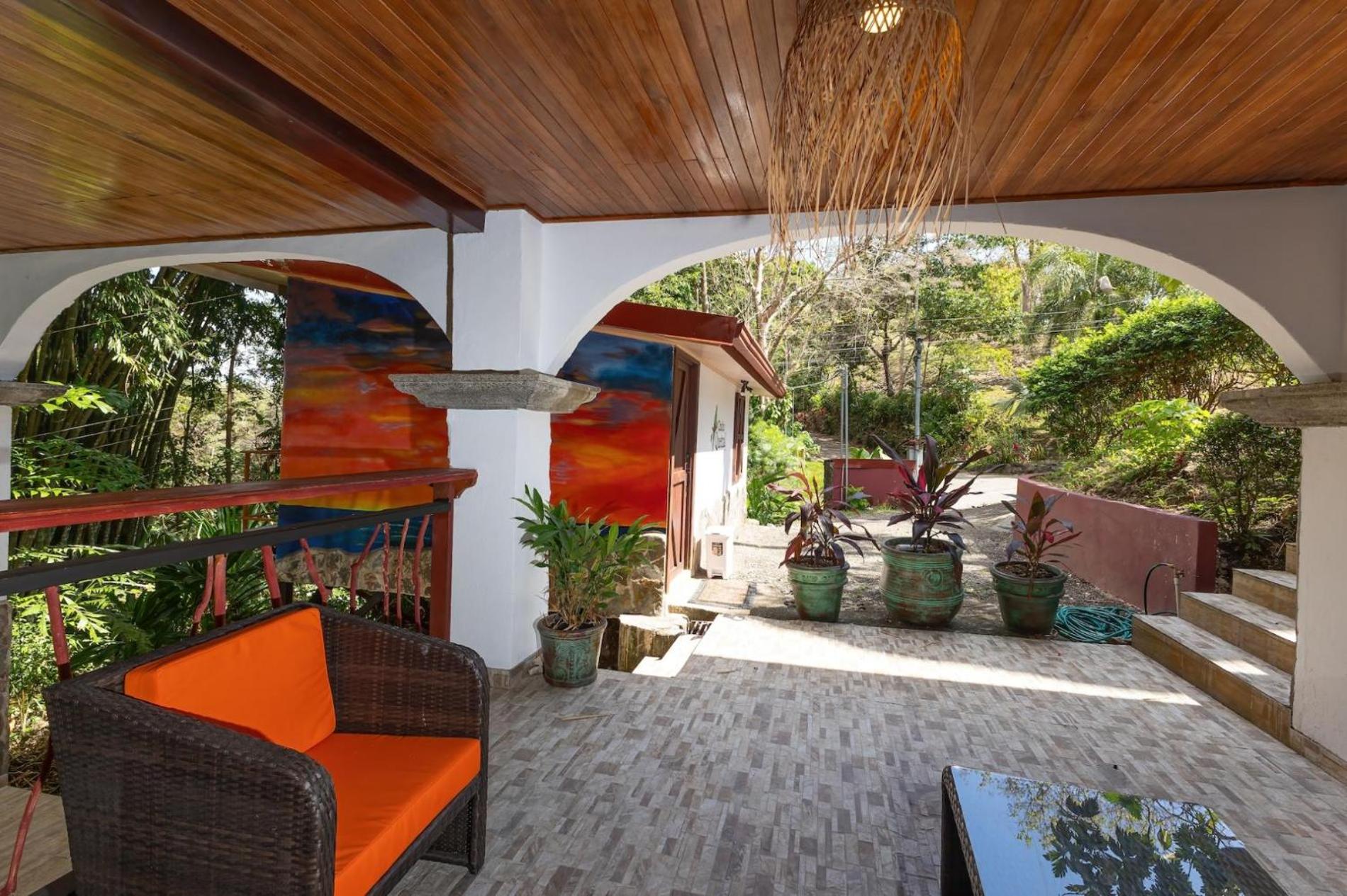 Restful Casa Quetzal Rainforest Retreat