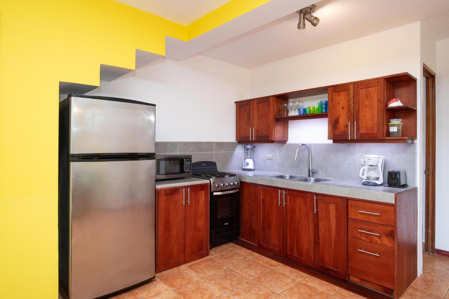 2BR Eco Condo 1 AC 5MINS to Medical Center