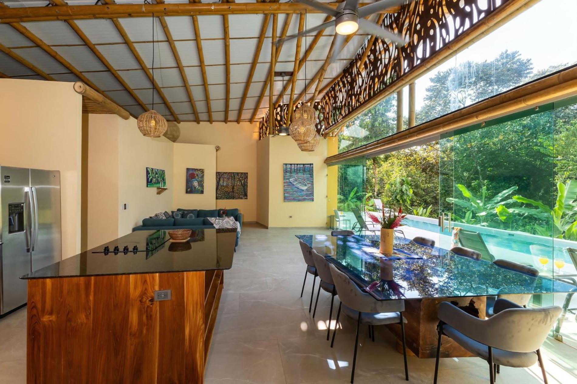 Brand New Villa Bambú with large pool near MA