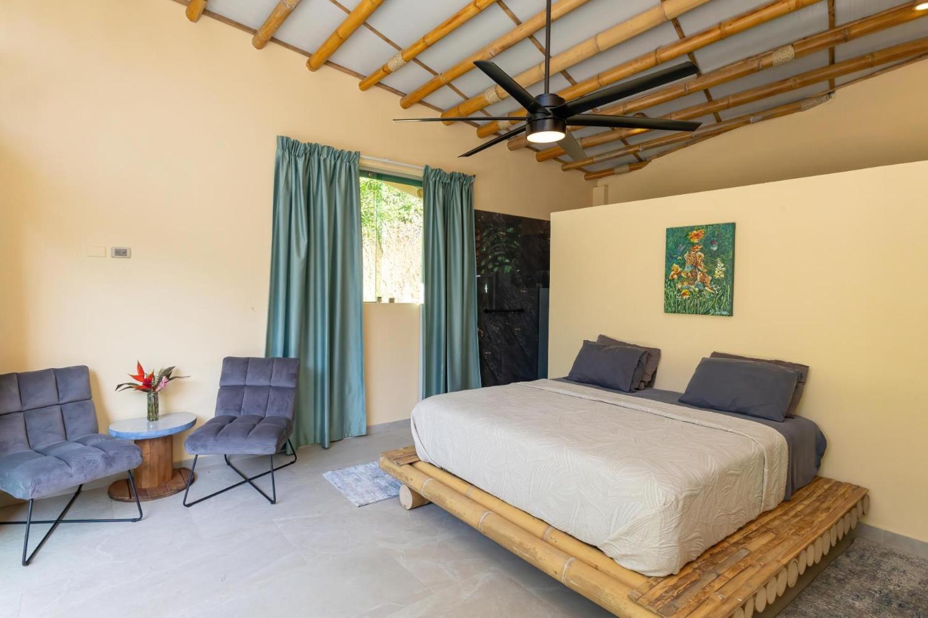 Brand New Villa Bambú with large pool near MA