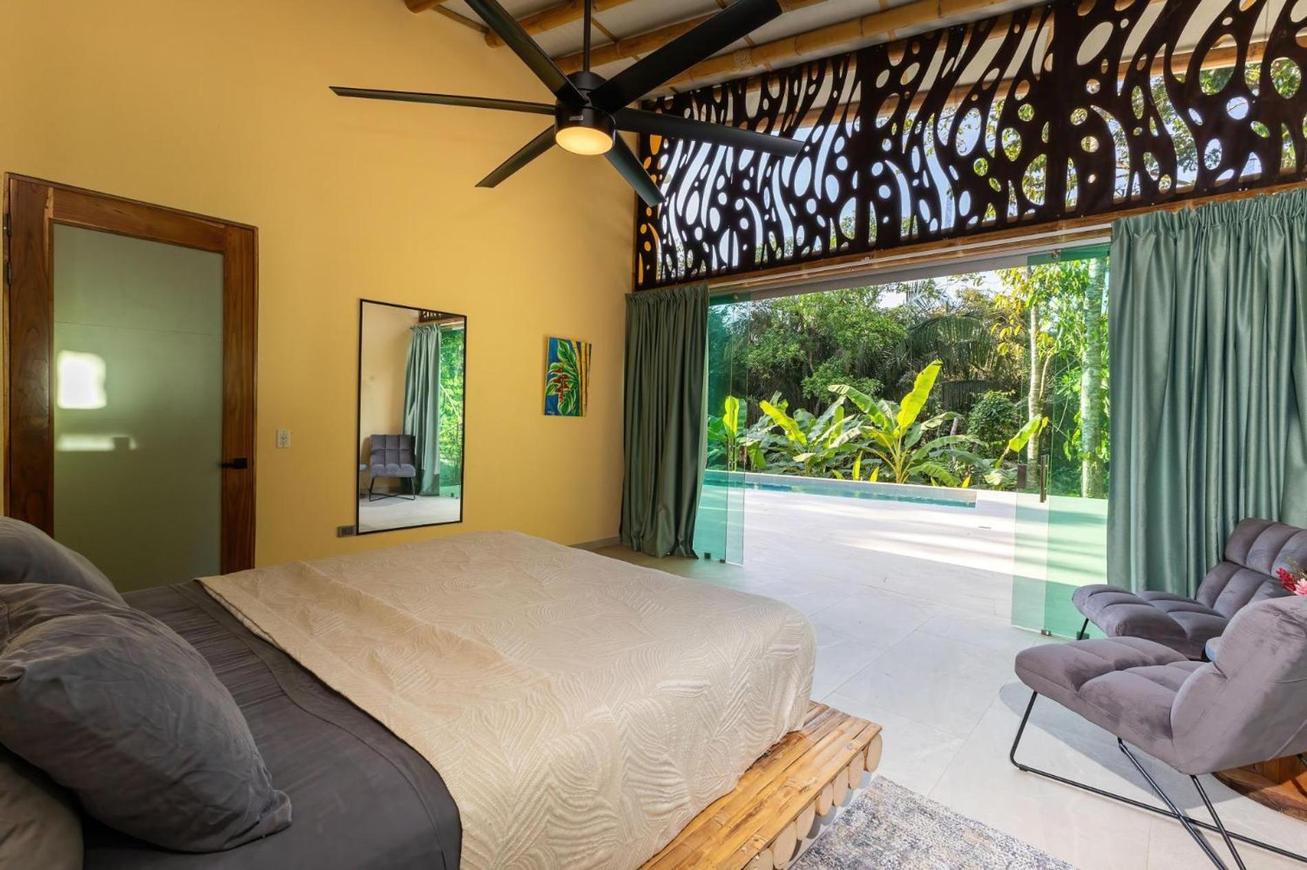 Brand New Villa Bambú with large pool near MA