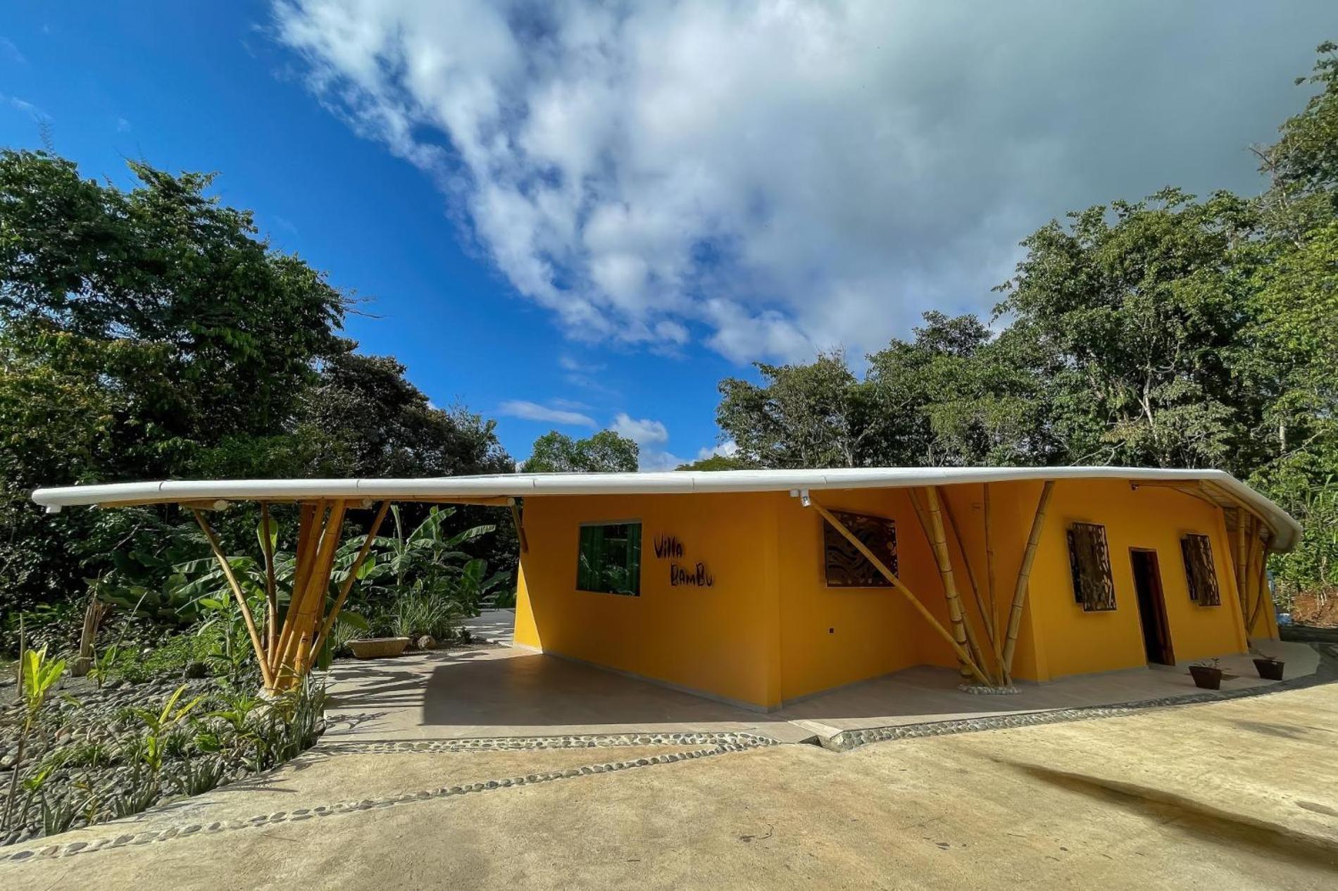 Brand New Villa Bambú with large pool near MA