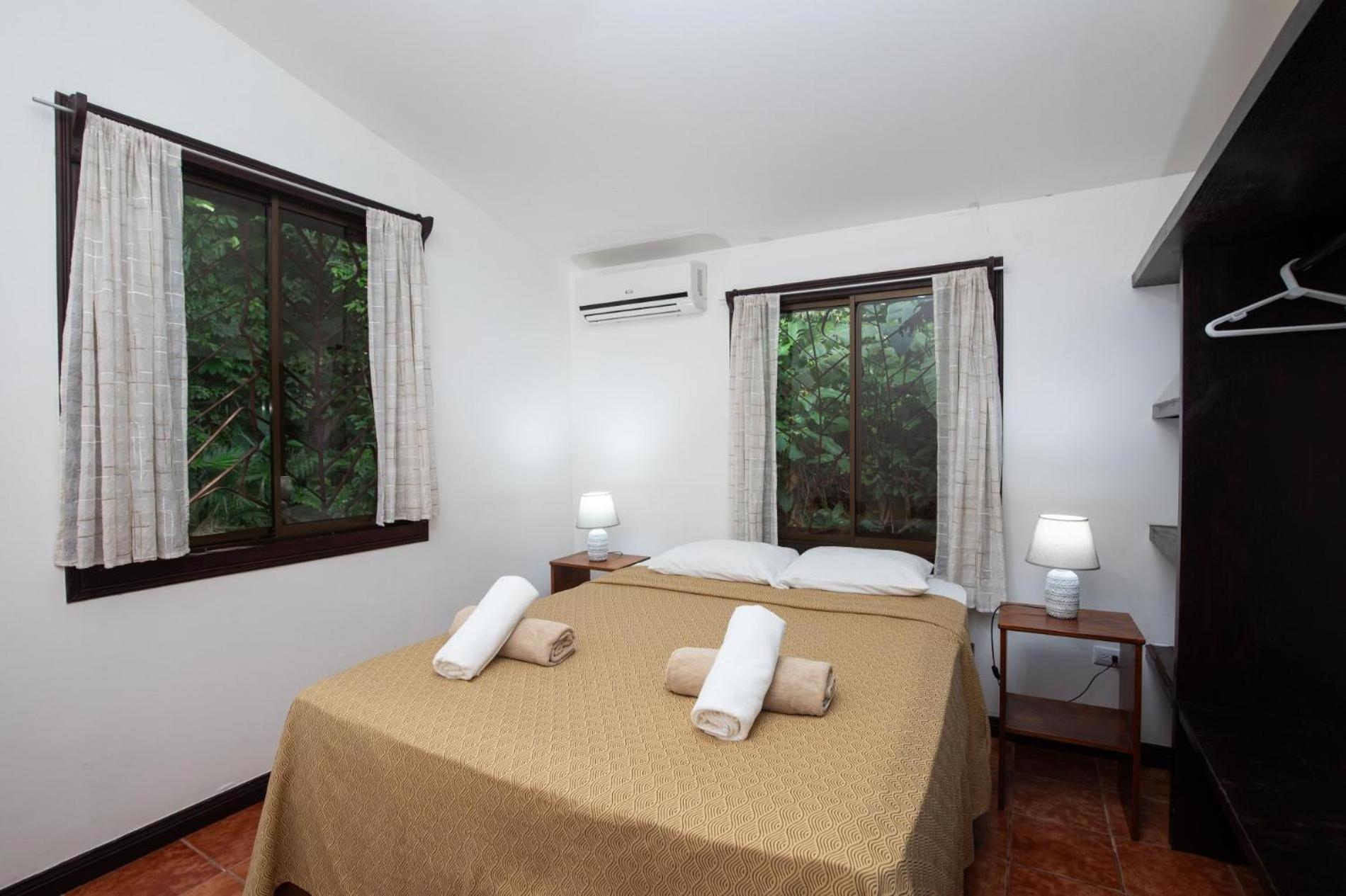 EcoCondo 5 in Secured Community Paradise w pool