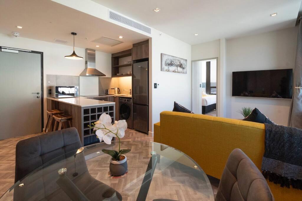 Cozy Urban Getaway view 3