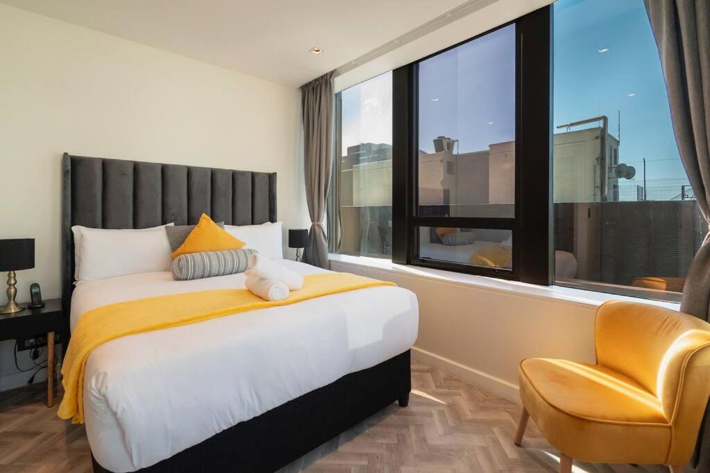 Cozy Urban Getaway view 4
