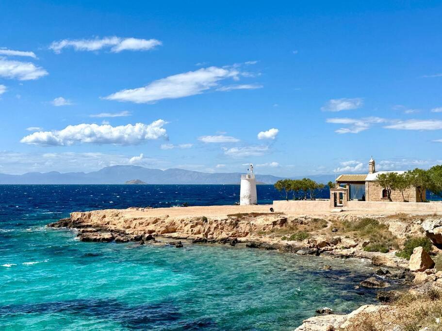 Sea House Escape, Plakakia Beach LightHouse
