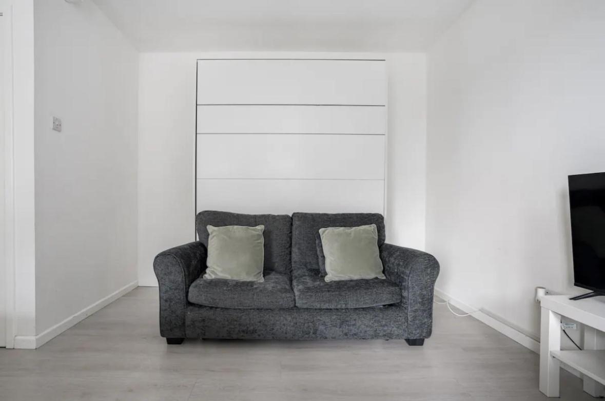 Edinburgh Castle Apartment G1