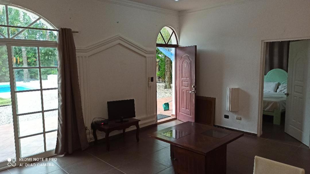 apartament in Villa lux con pisina