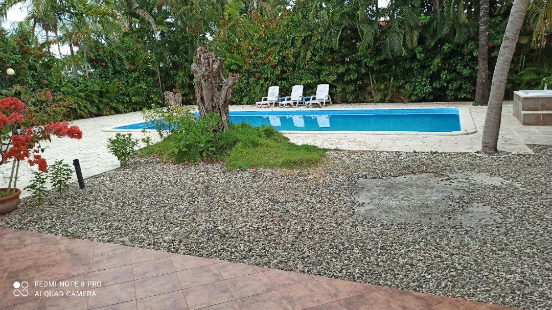 apartament in Villa lux con pisina