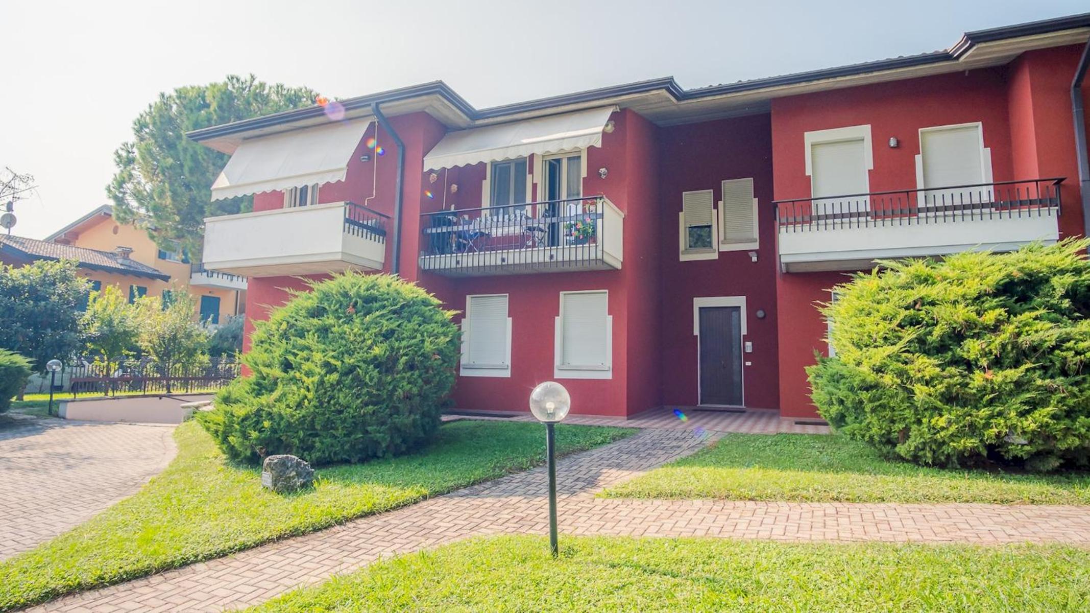 Sweet Garden Apartment - Italian Homing
