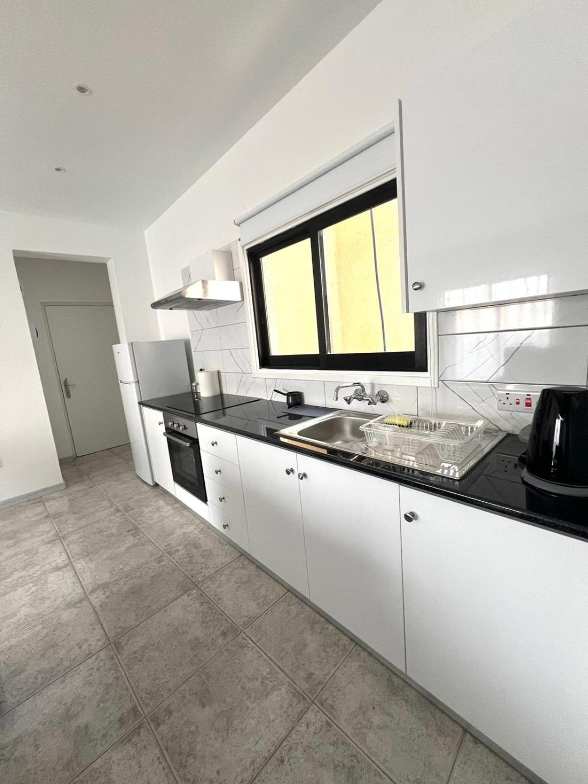 EASYBOOKCY Apartment 205