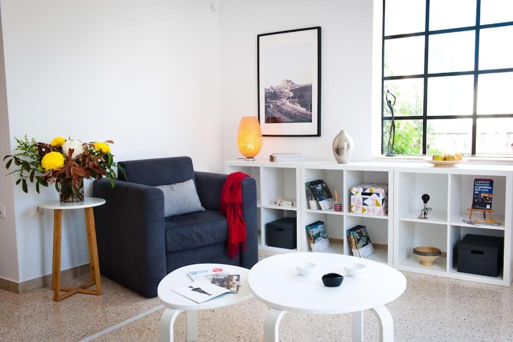 Gorgeous penthouse with green terrace /monastiraki