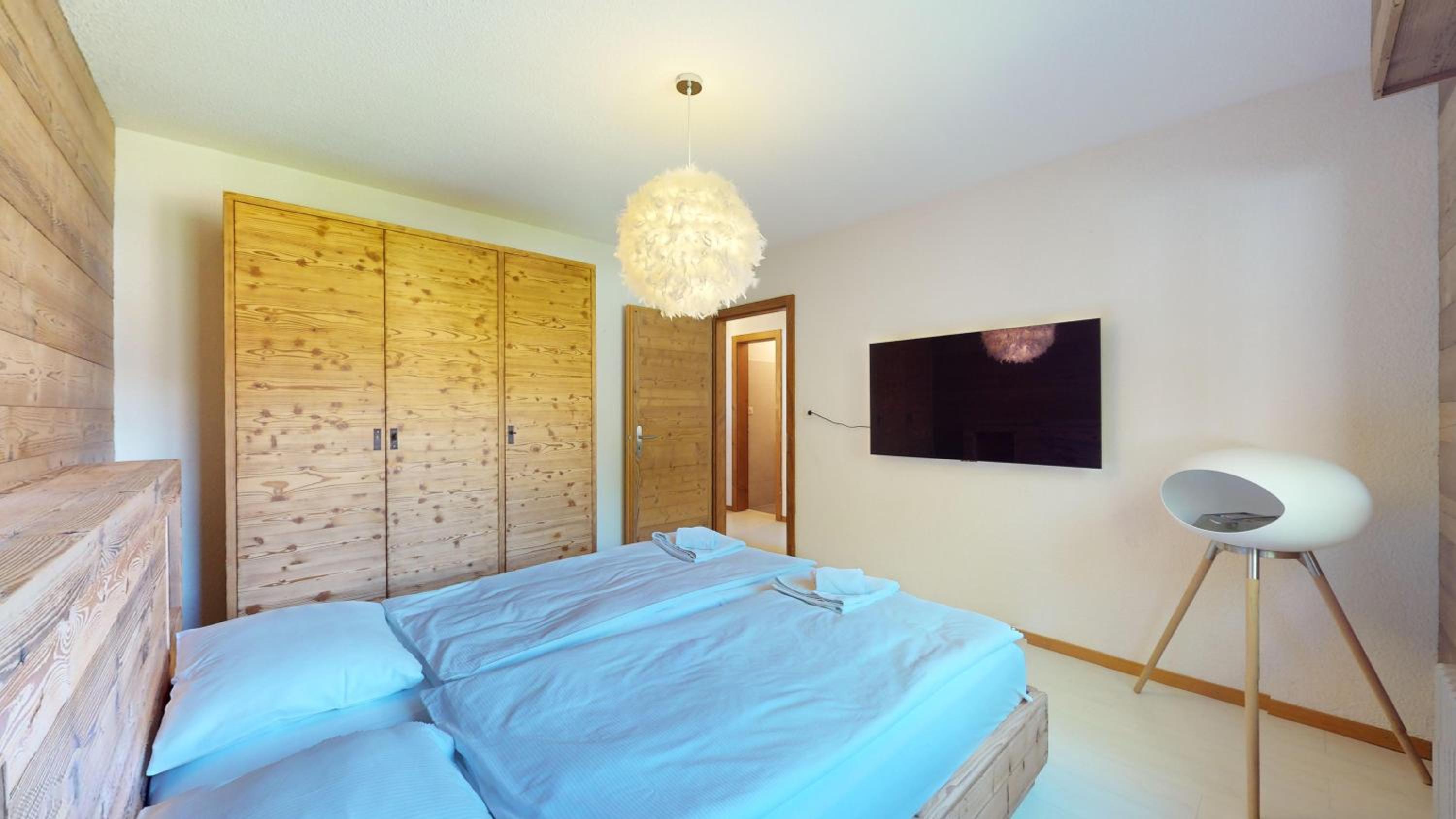 Modern alpine apartment with sauna