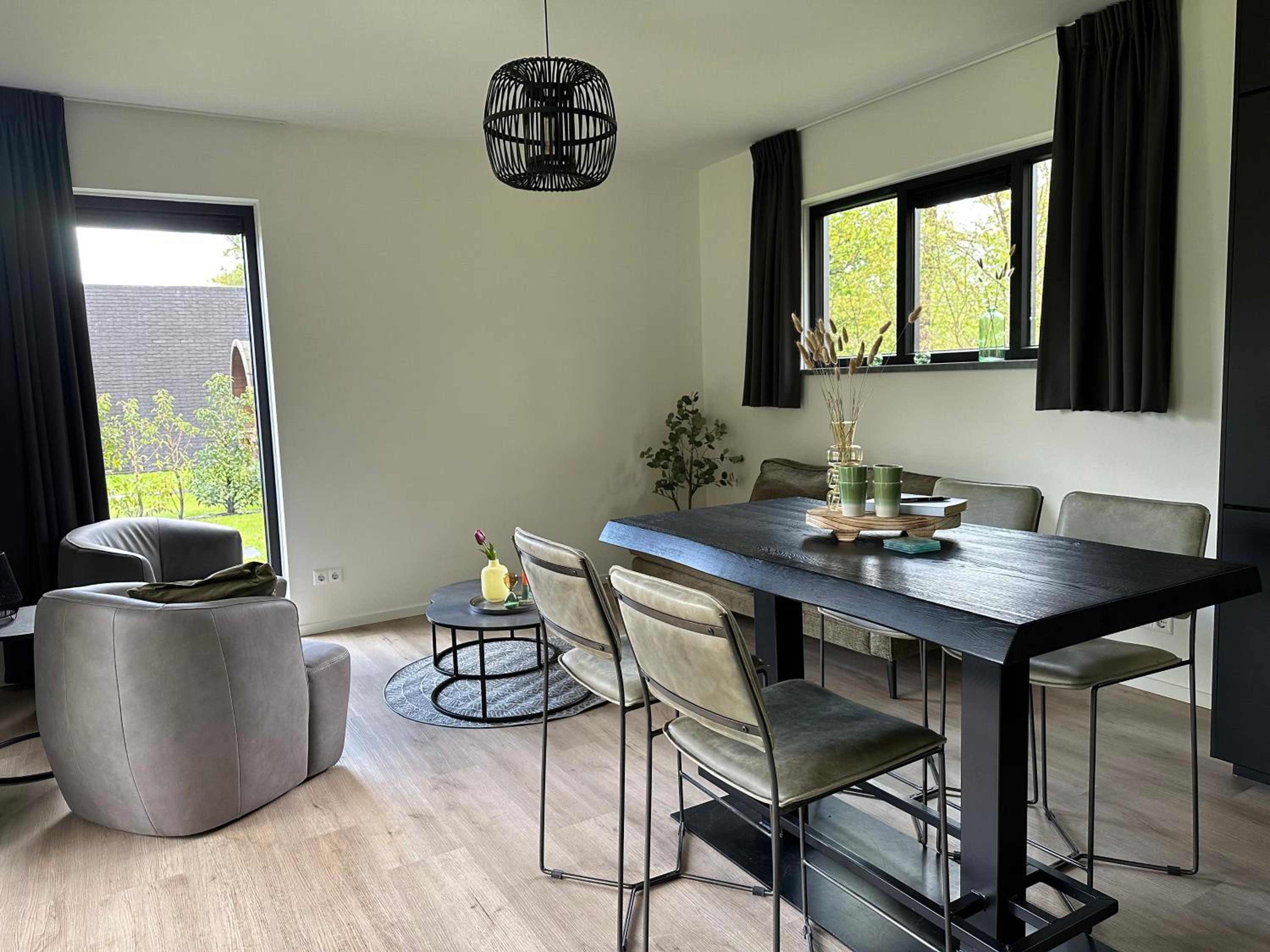 Huisje in het groen - luxe bungalow met privé sauna! view 2