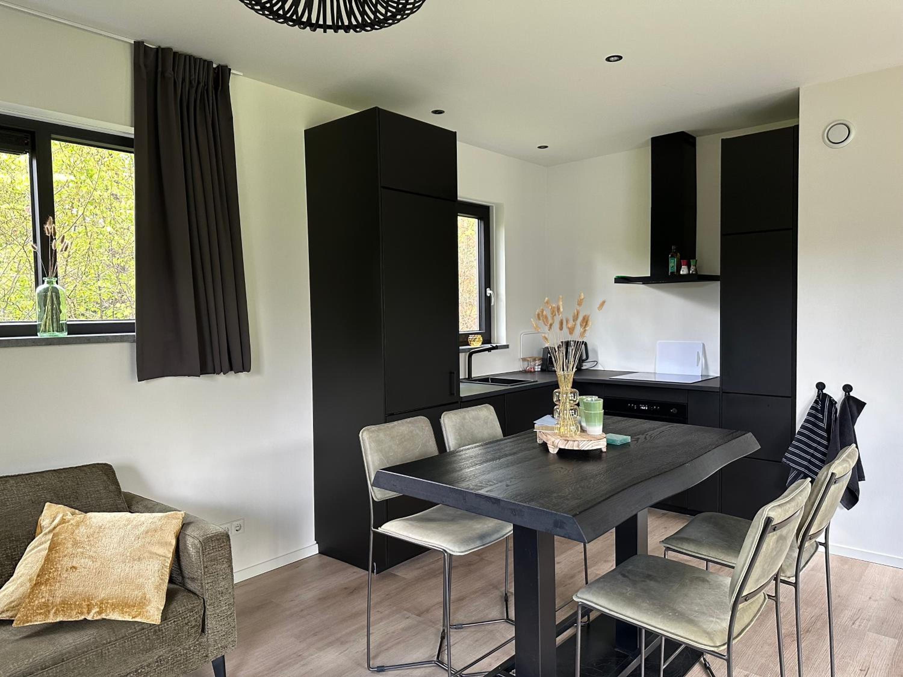Huisje in het groen - luxe bungalow met privé sauna! view 3