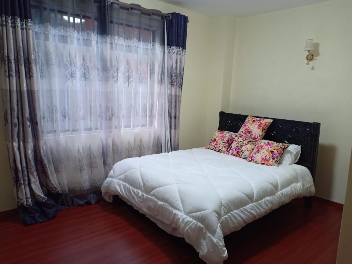 Lux Suites Mango Court Apartments