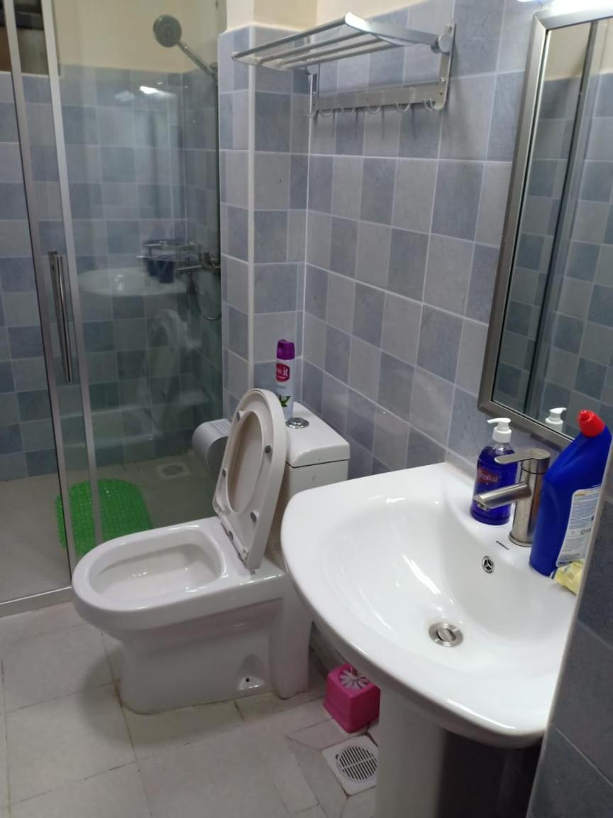 Lux Suites Mango Court Apartments photo 3