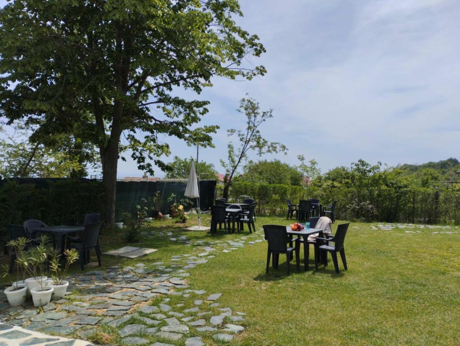 Simada Blue Guesthouse
