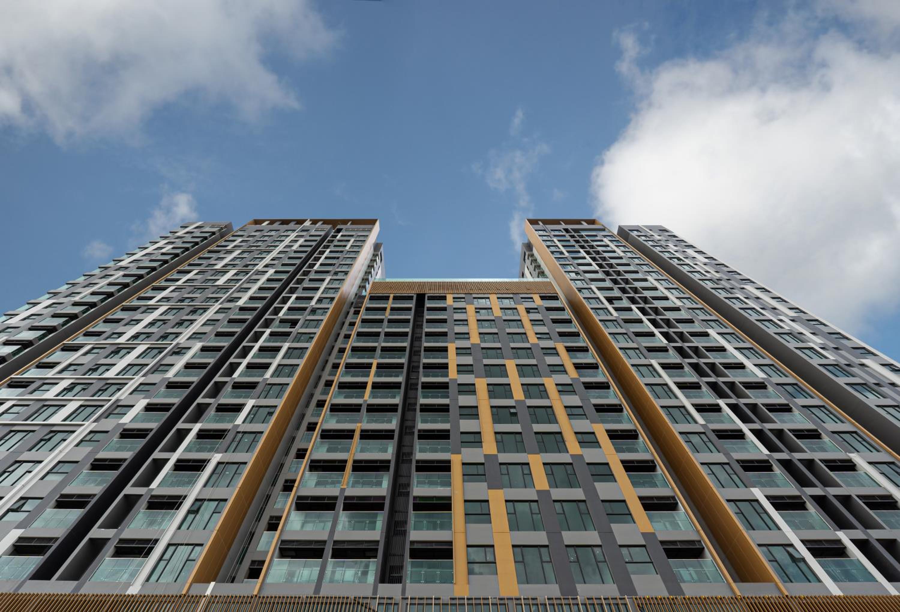 Luxury Delasol Studio- Free Infinity Pool- Near District 1- T-HOUSING
