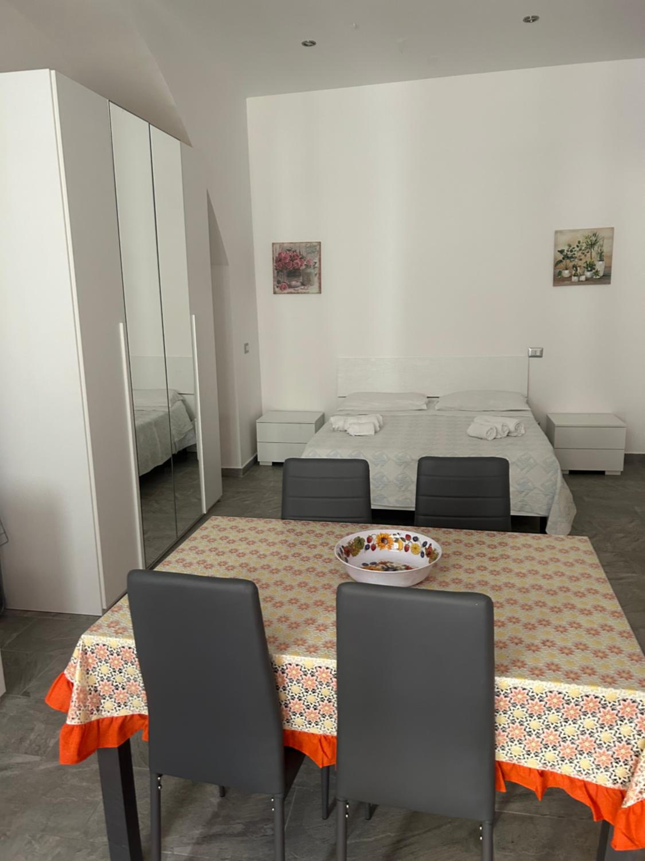 Ferrara home en Catania — hotel room