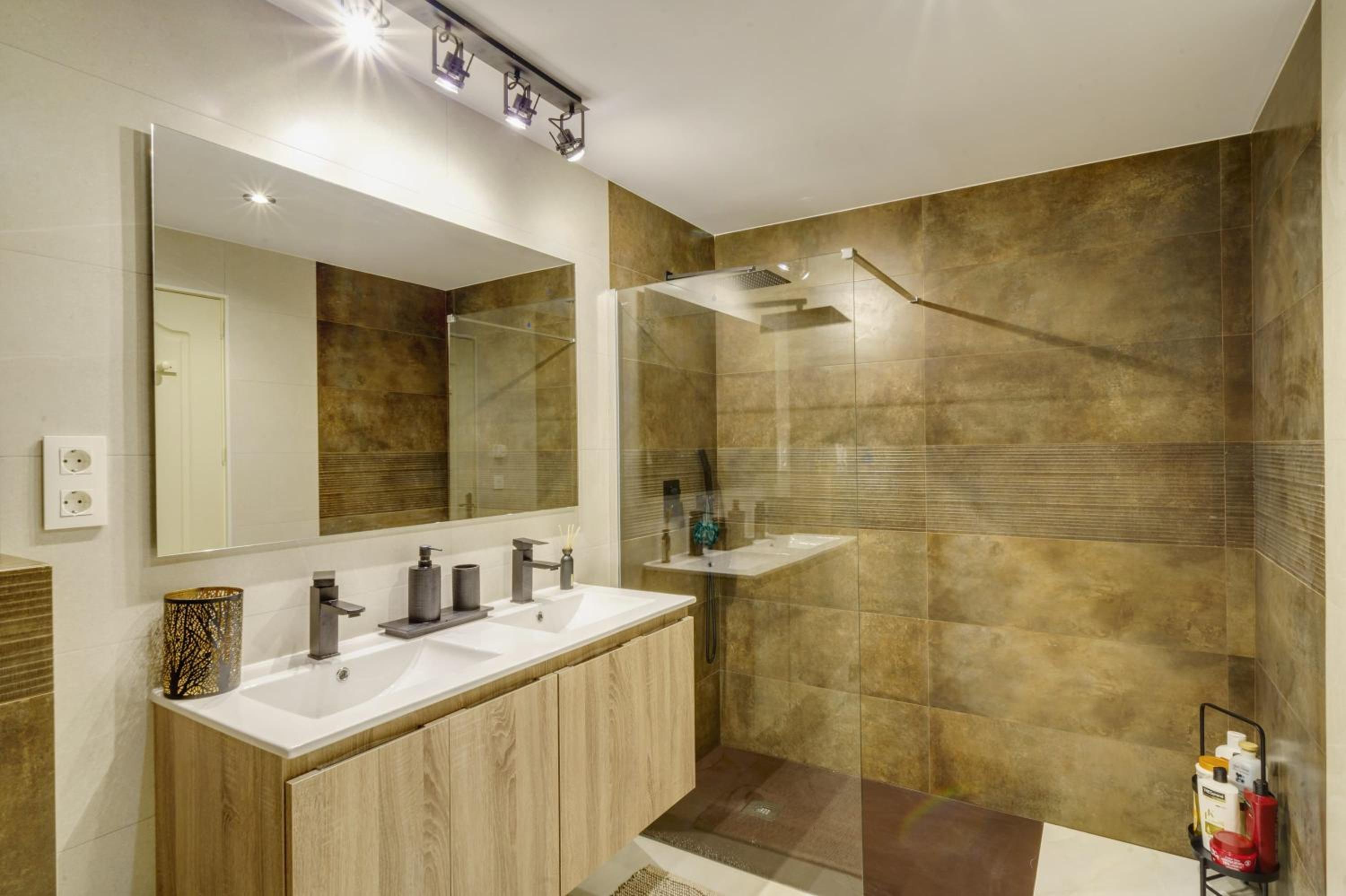 Heavean Garden flat