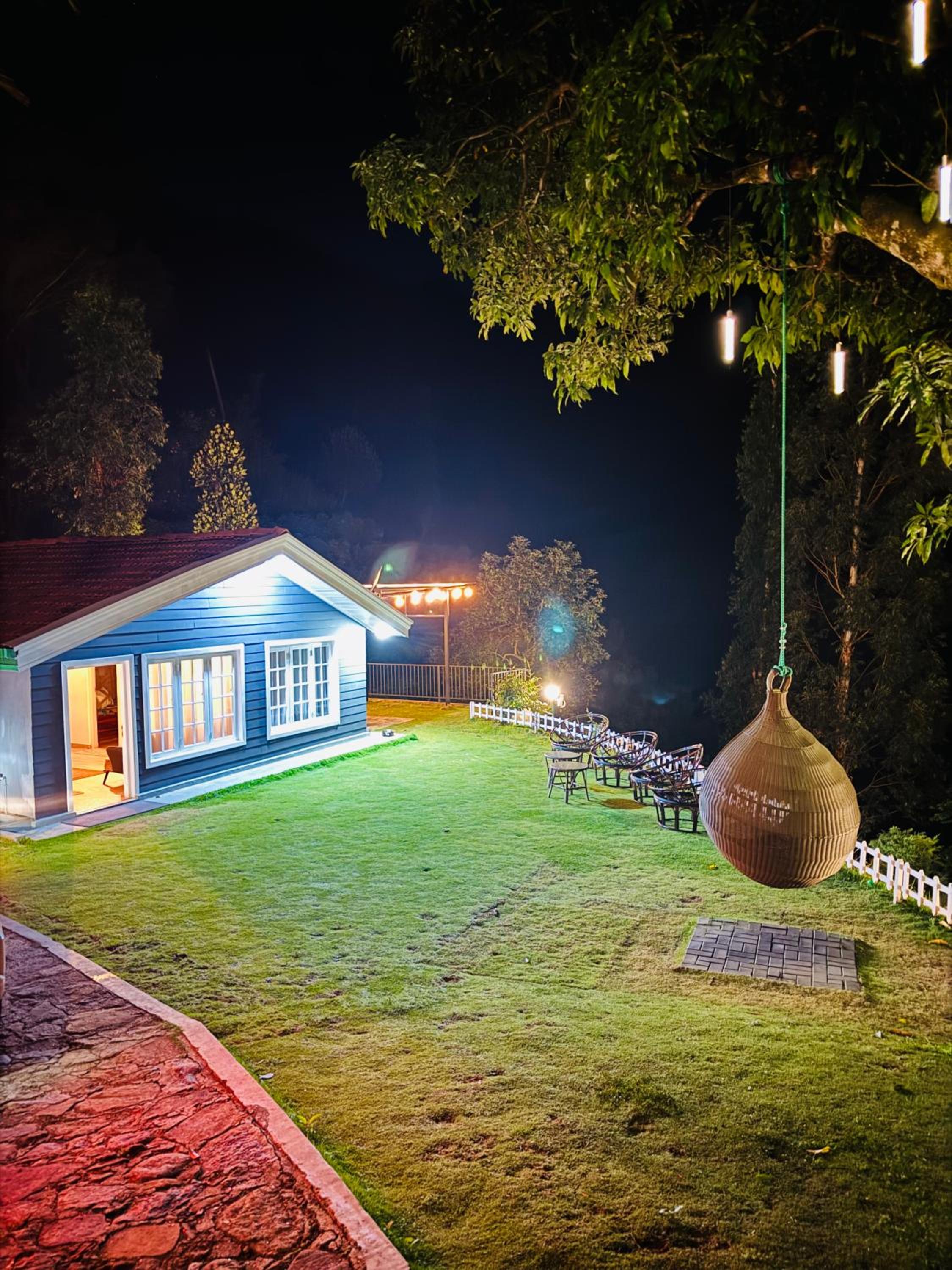 Jayawardane’s Bungalow in Mandaramnuwara