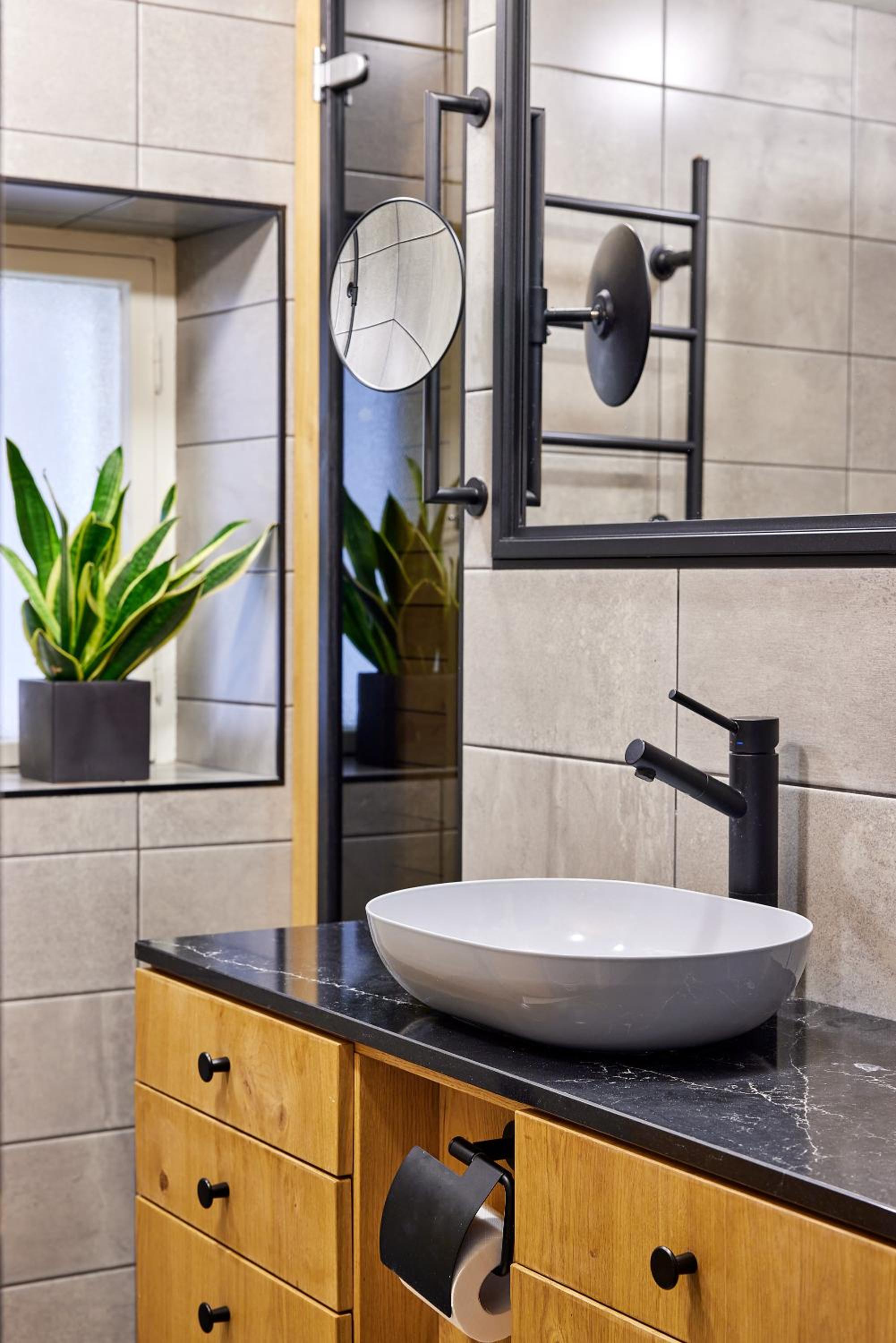 Design district gem, private sauna
