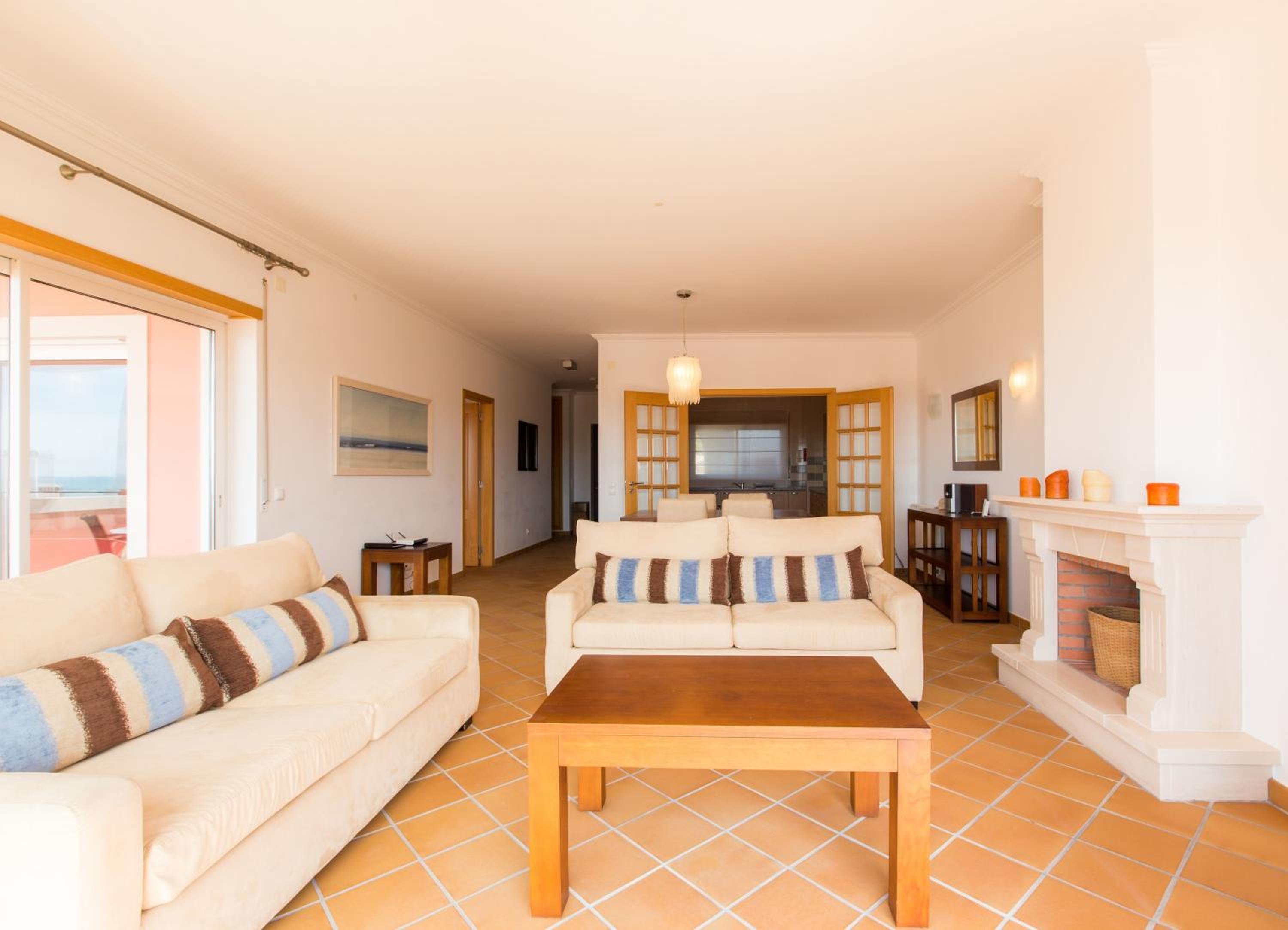 T2 sea view, pool, golf, Praia del Rey, Óbidos B10