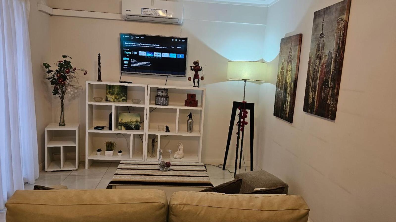 EXCELENTE Y MODERNO DEPARTAMENTO DOS DORMITORIOS en el CENTRO