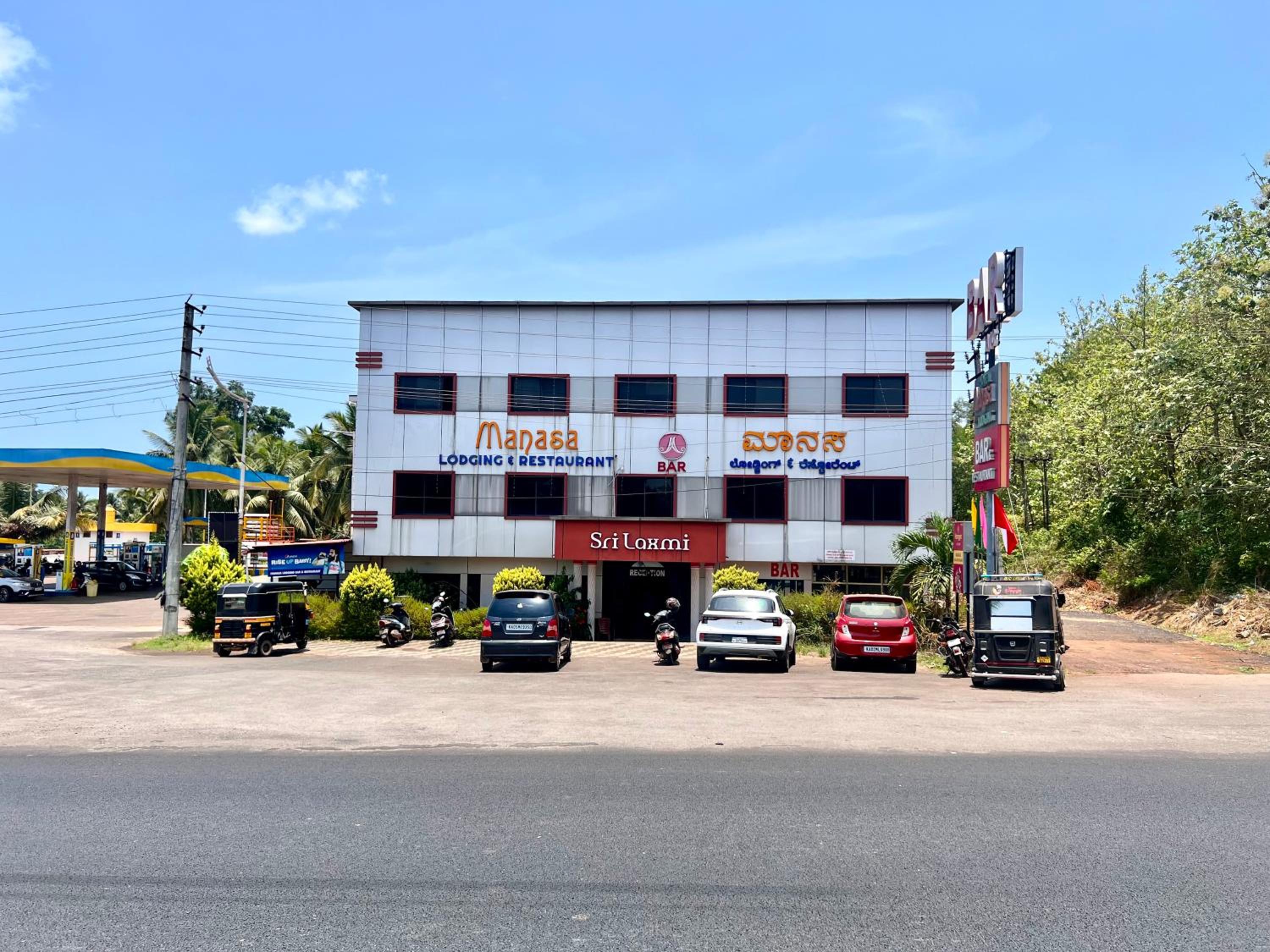 Hotel Manasa view 2