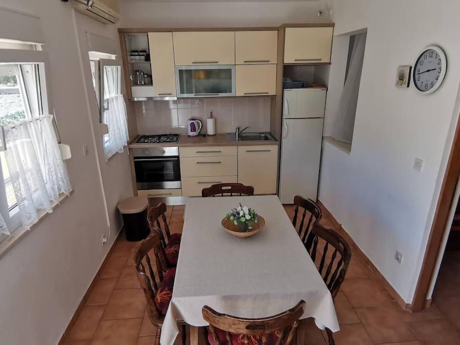Sunny Apartment Ražanj view 3