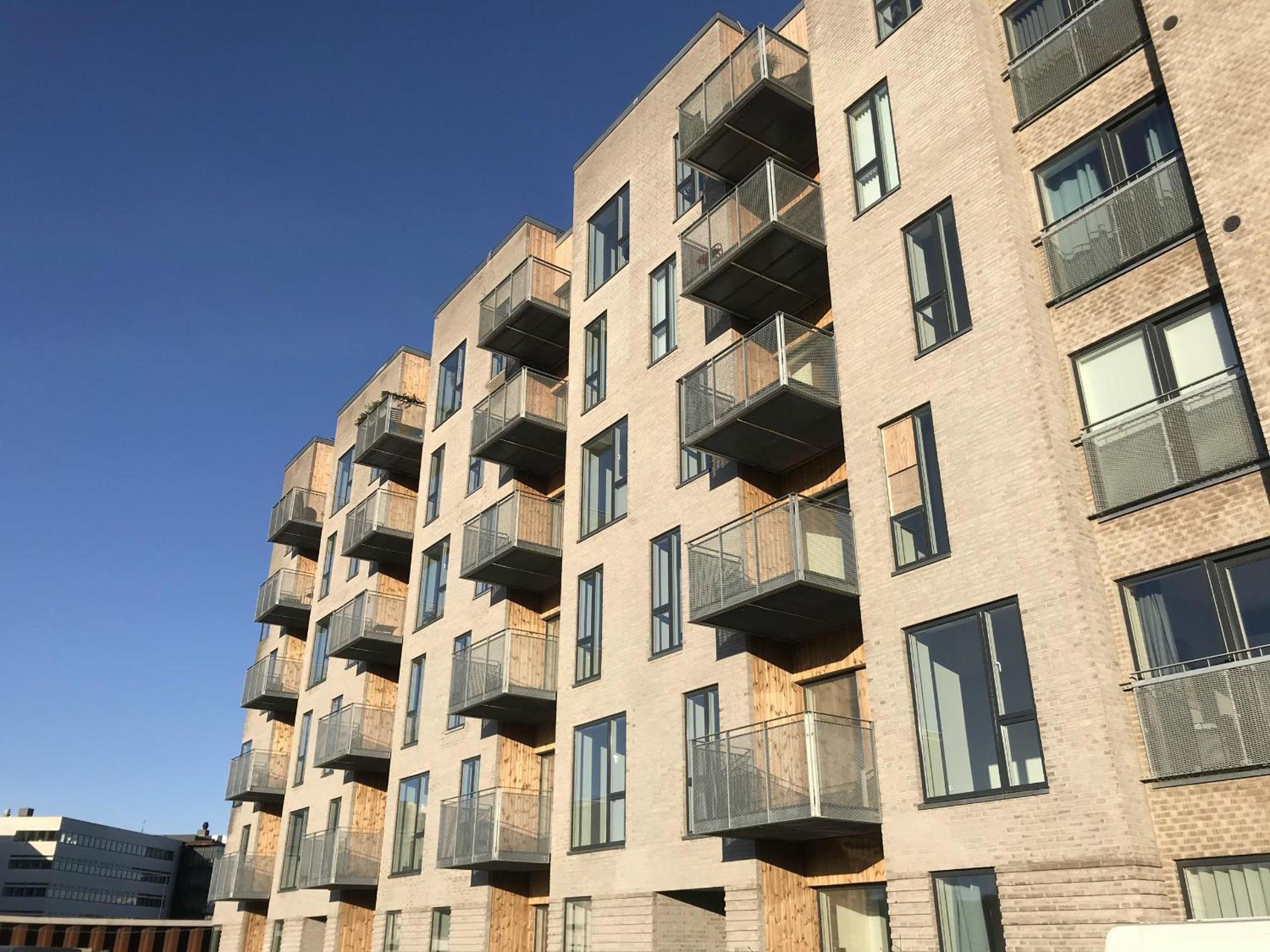 Fantastic 3-bed wbalcony in North Harbour