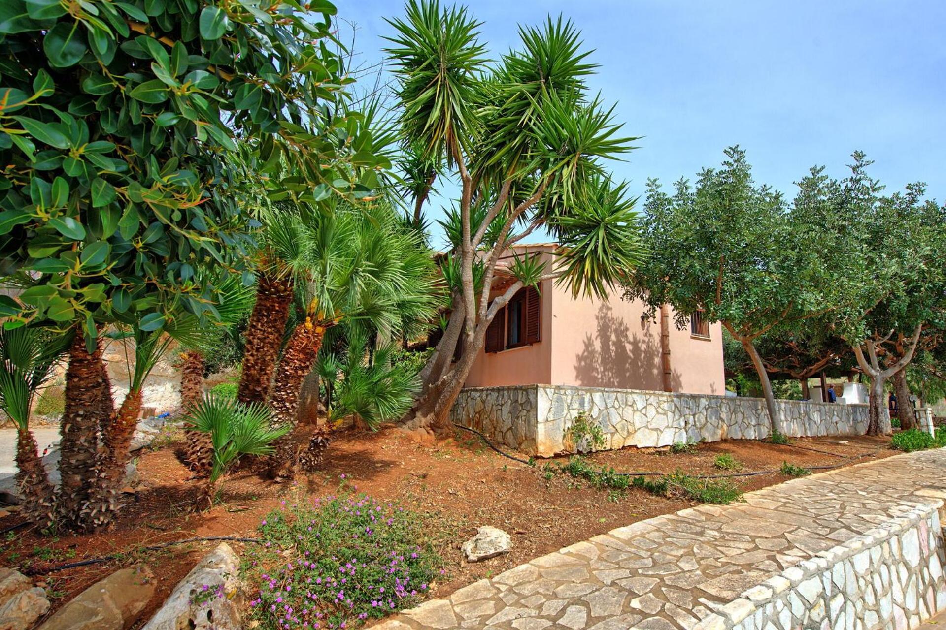 Villa Petra by PosarelliVillas
