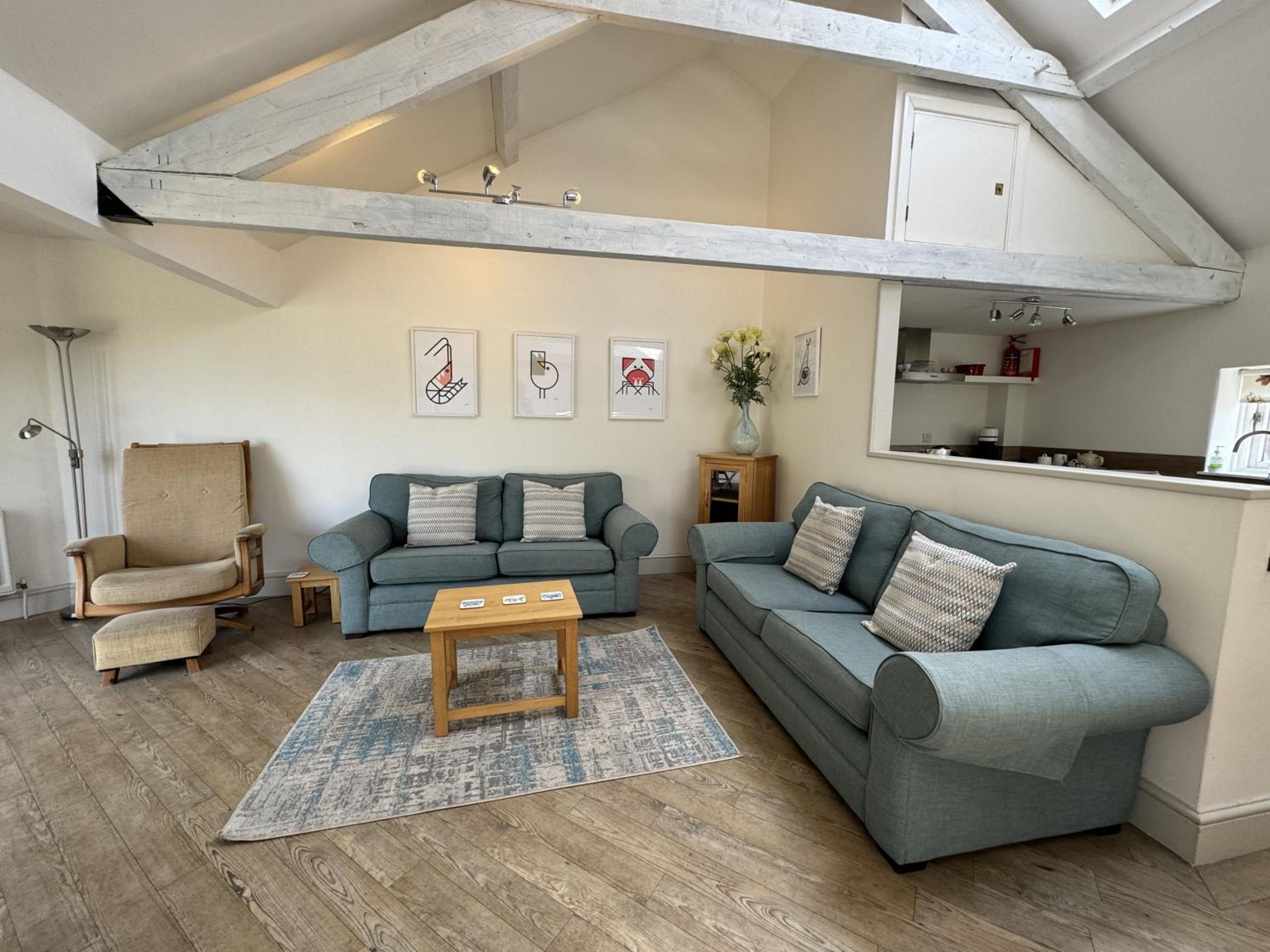 Barnfield - Beautiful Barn, River views, Close to Quay view 2
