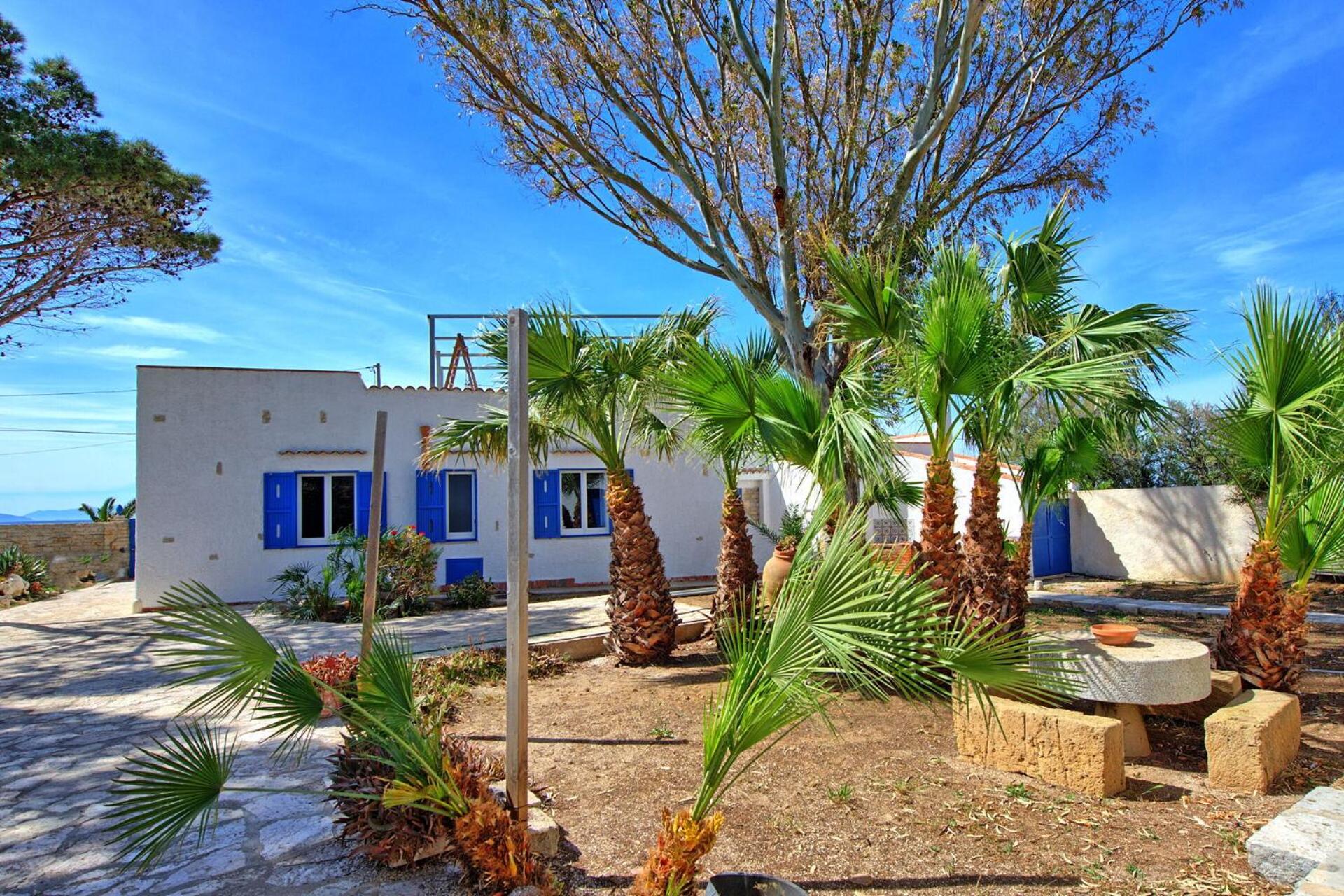 Villa Maraus by PosarelliVillas