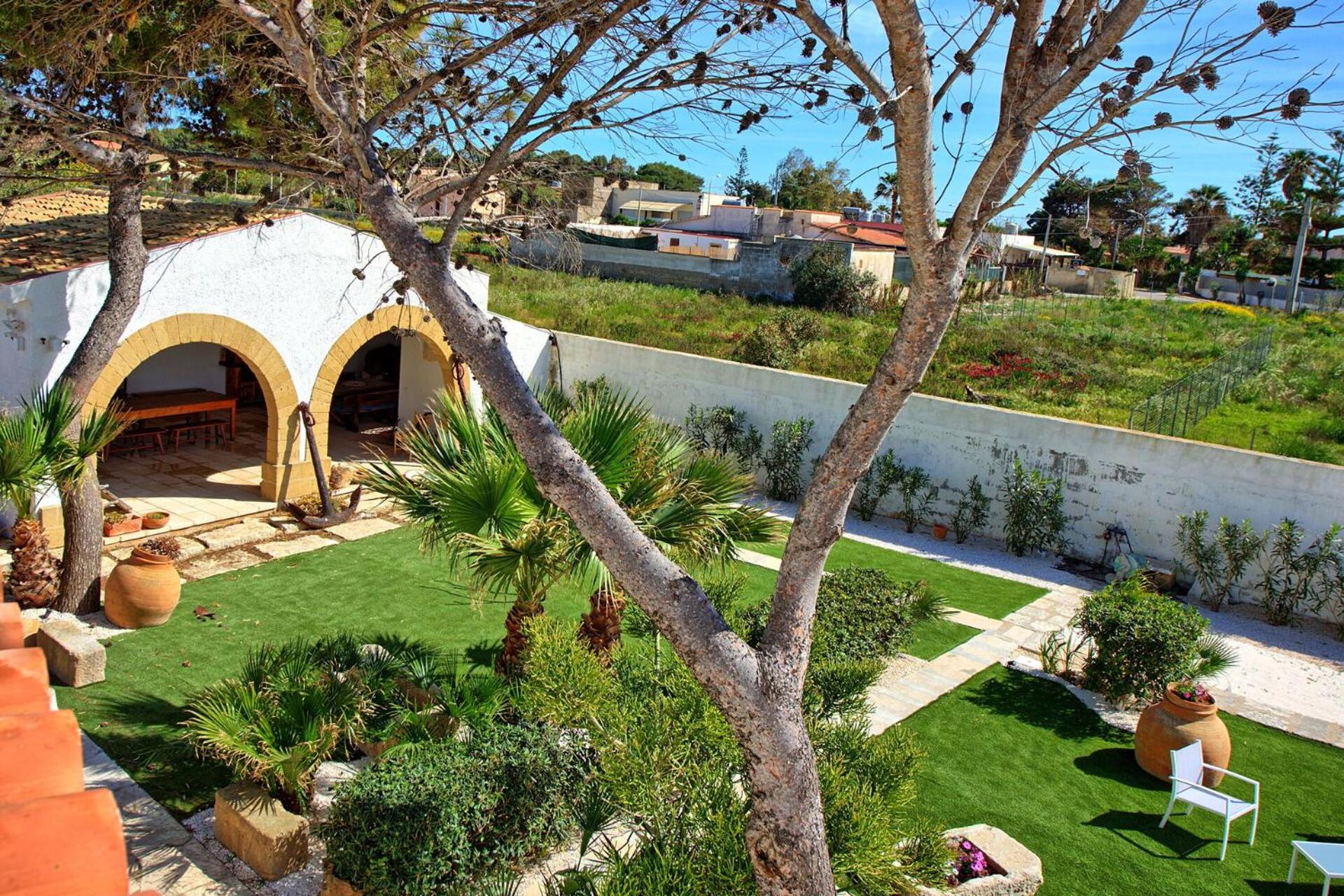 Villa Maraus by PosarelliVillas