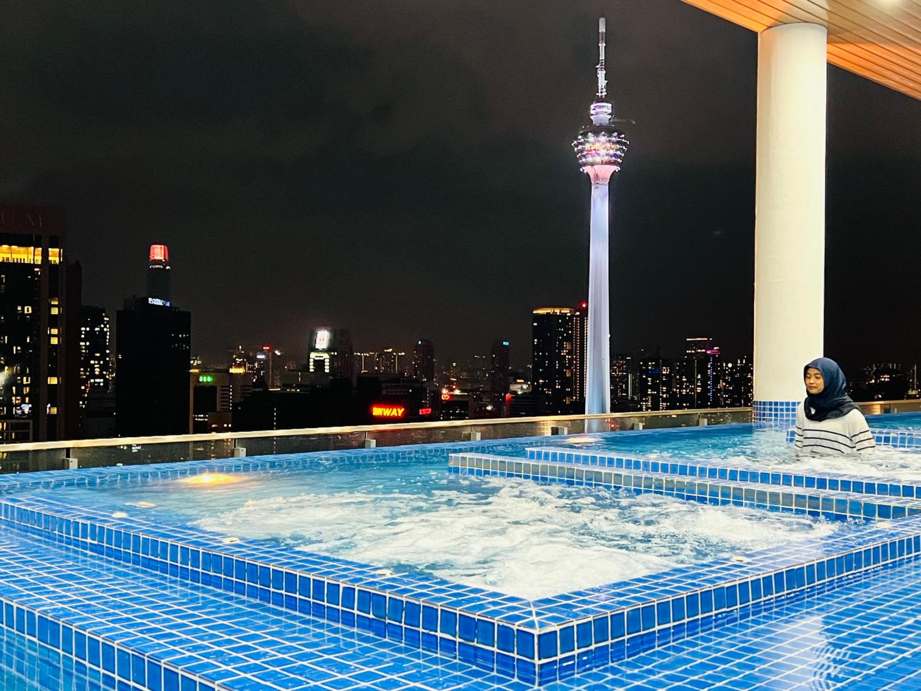 KLCC The Luxe Colony Skypool By Tasrifa