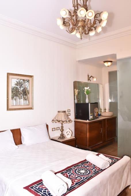 Stylish 2BR Apt in Downtown - Royal 2