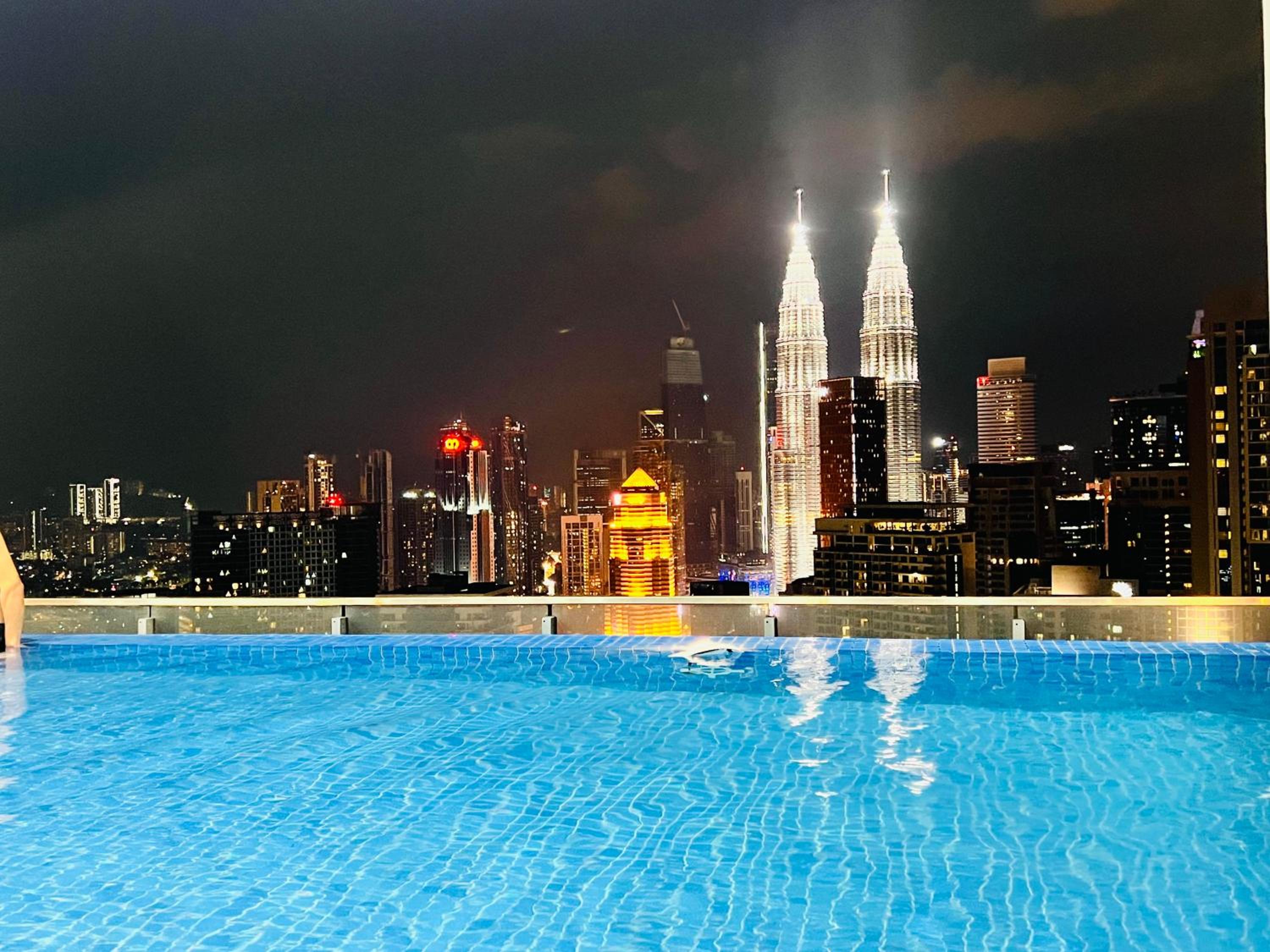KLCC The Luxe Colony Skypool By Tasrifa