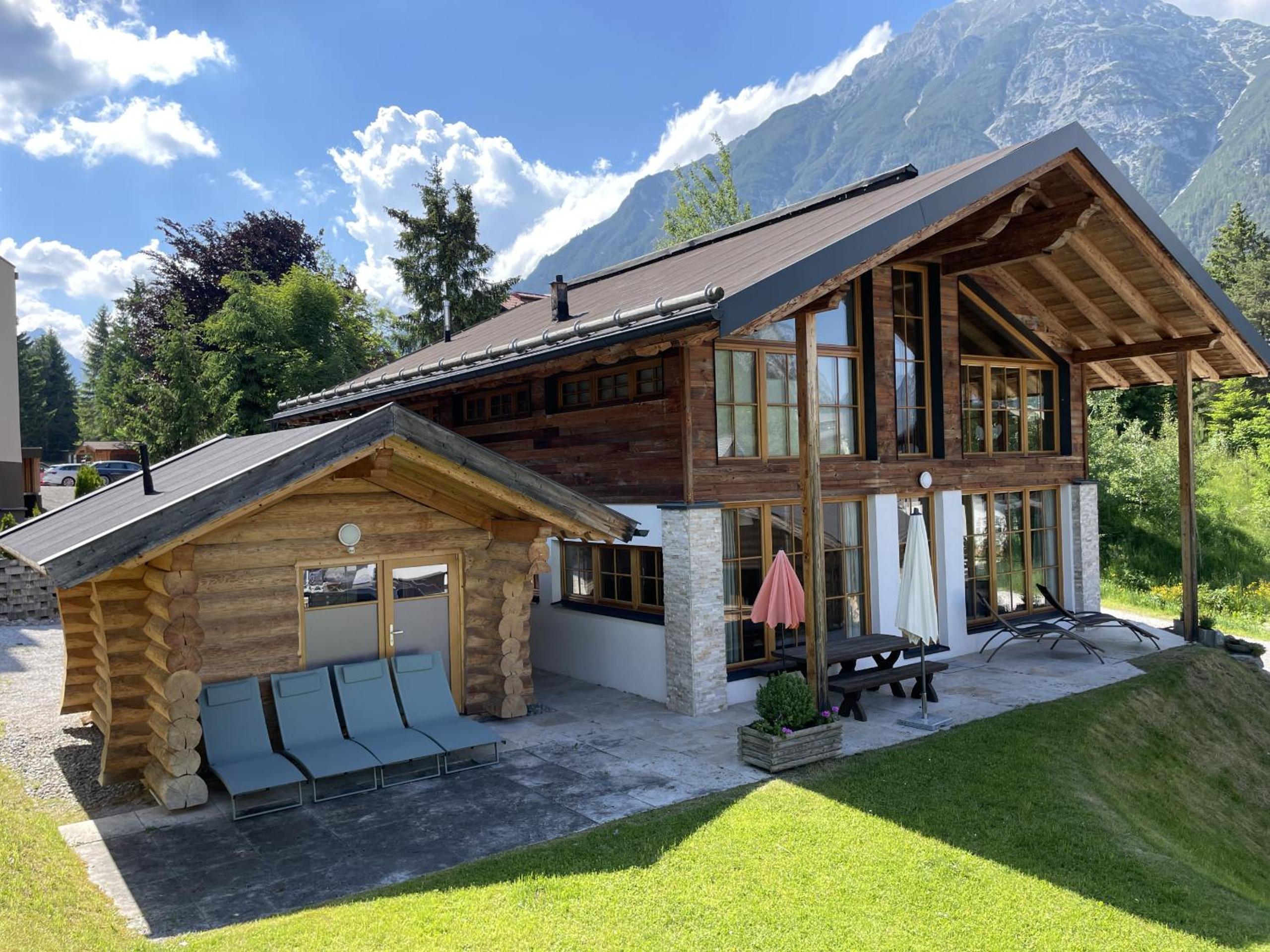 IM WEIDACH Superior Chalets view 3