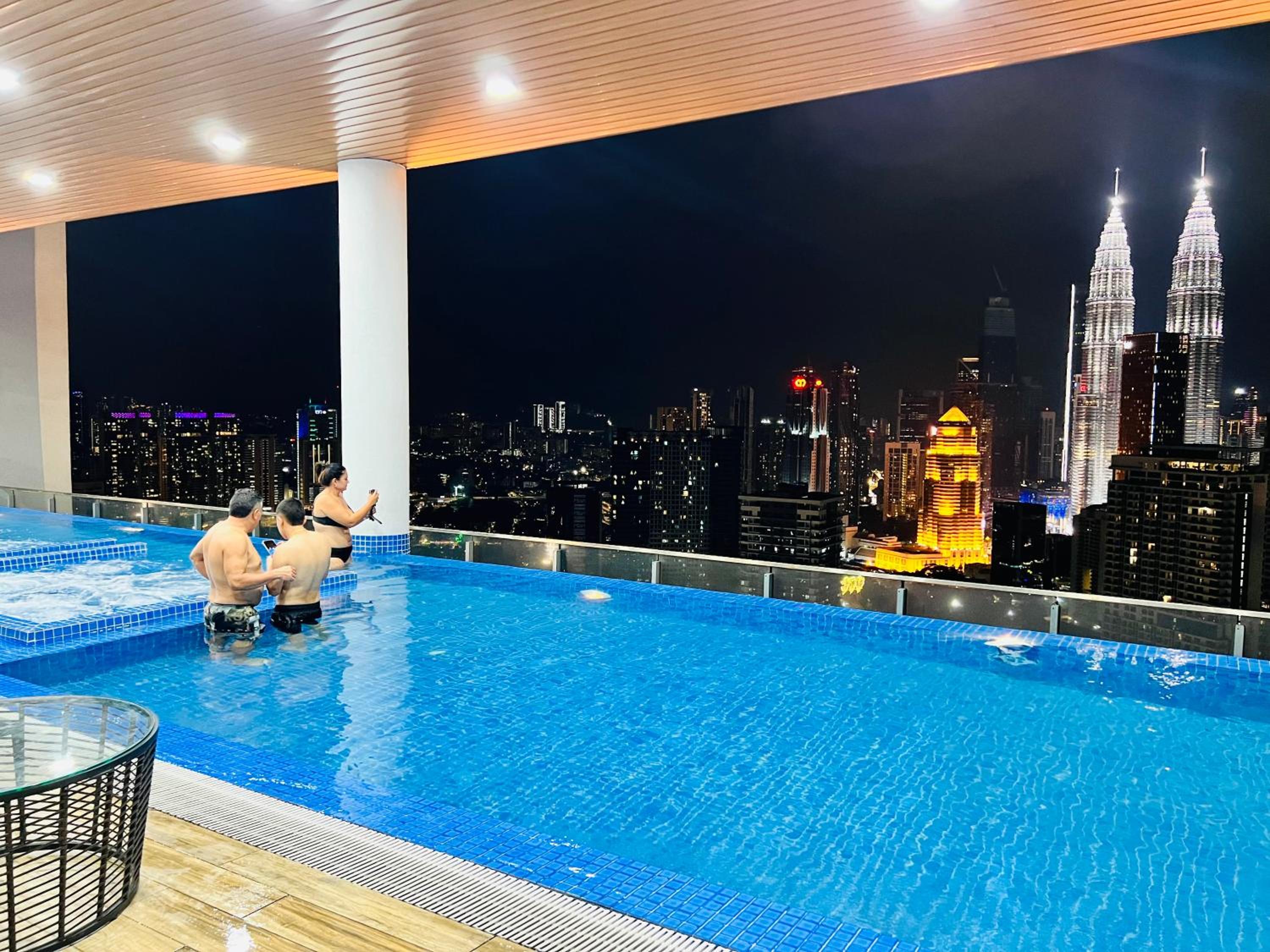 KLCC The Luxe Colony Skypool By Tasrifa