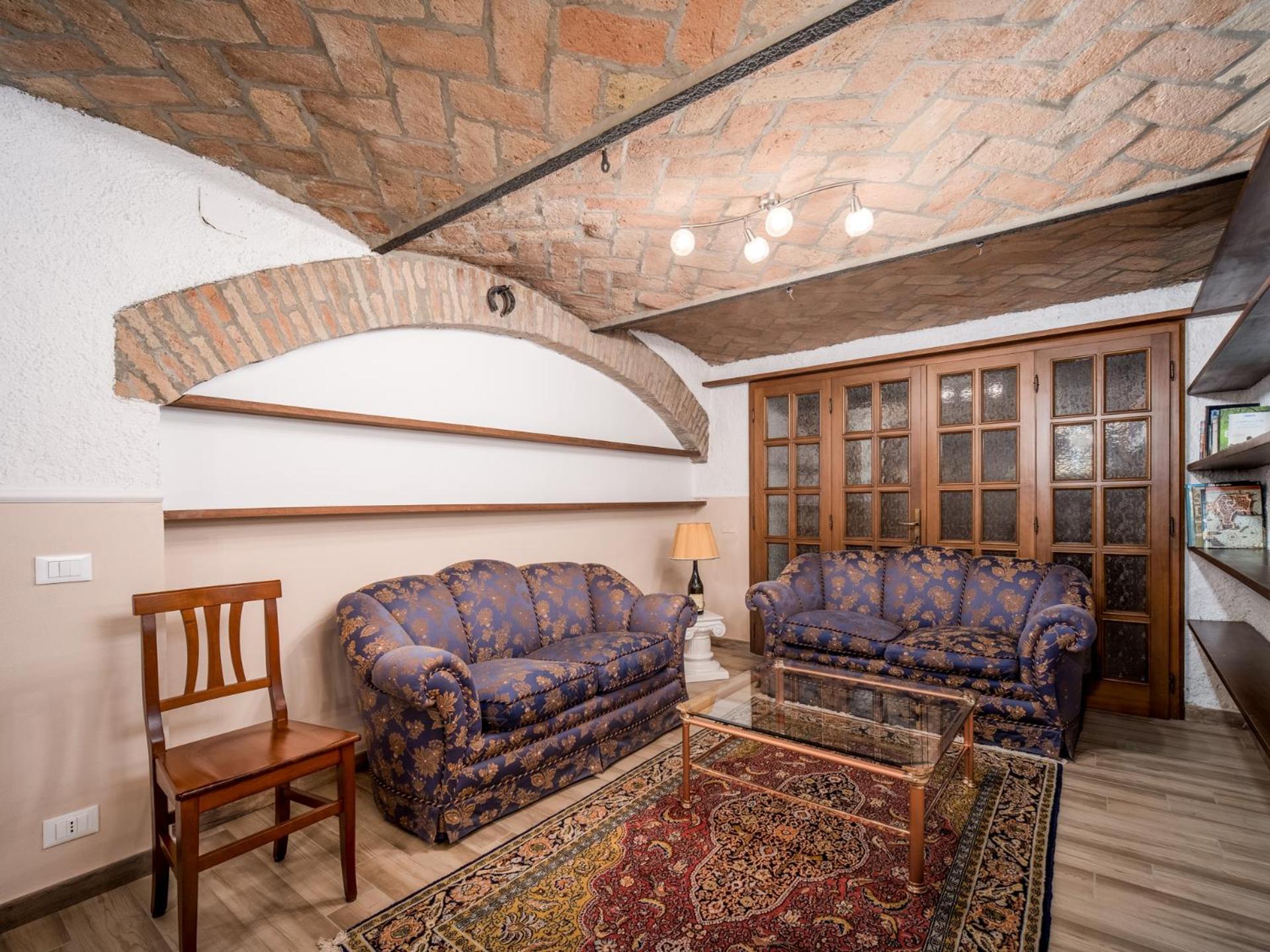 J-Guest House